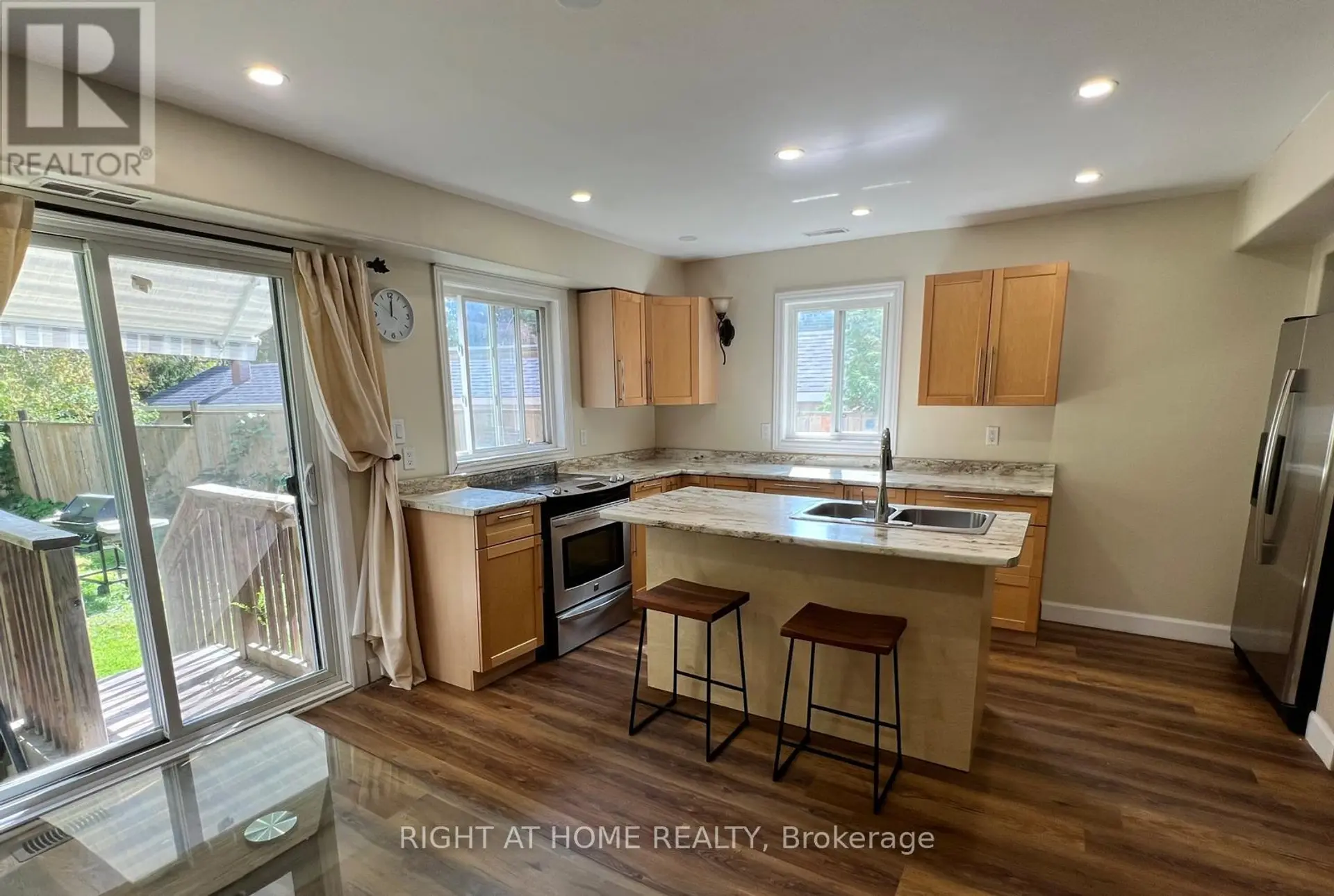 3273 COVE AVENUE - Image 2