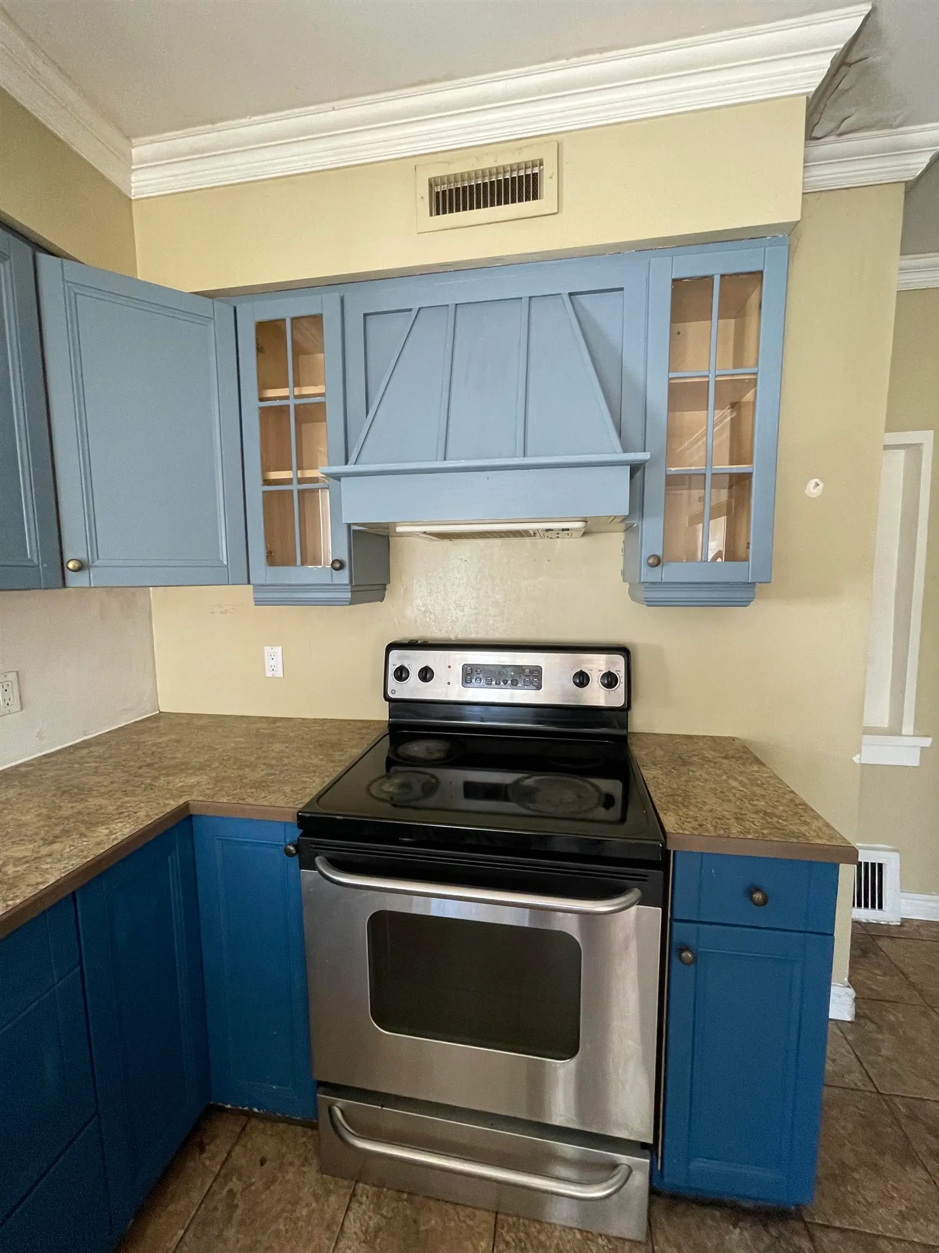 782 W 66th Avenue - Image 5