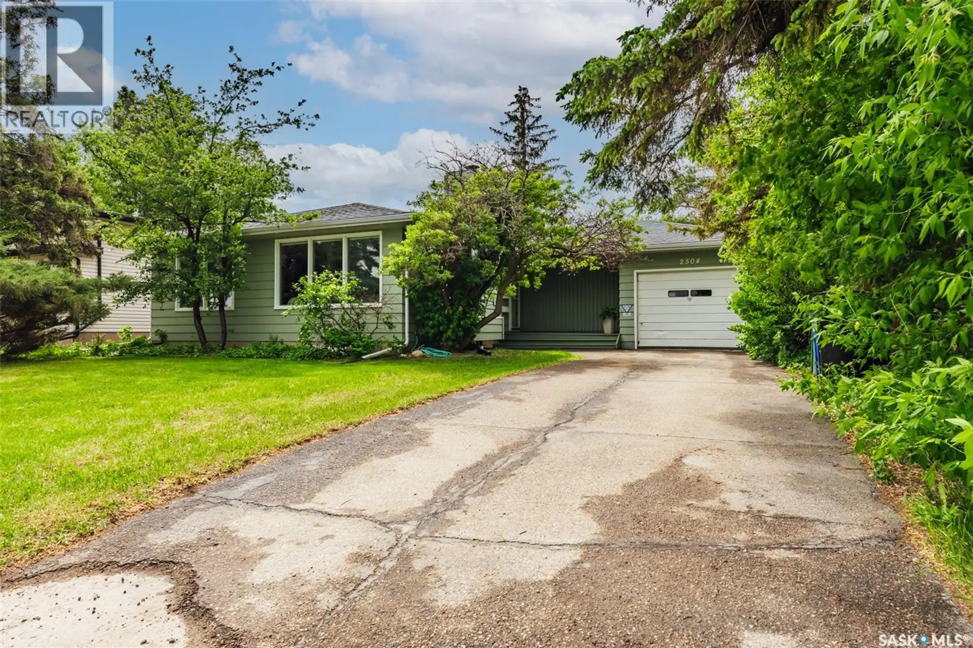 Property at 2504 14th STREET E, Saskatoon, SK