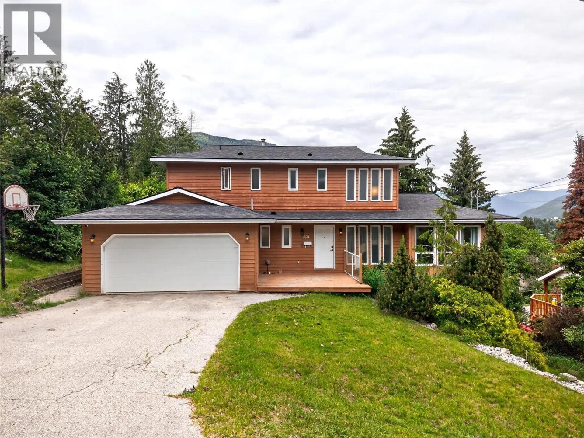 Property at 604 Innes Street W, Nelson, BC
