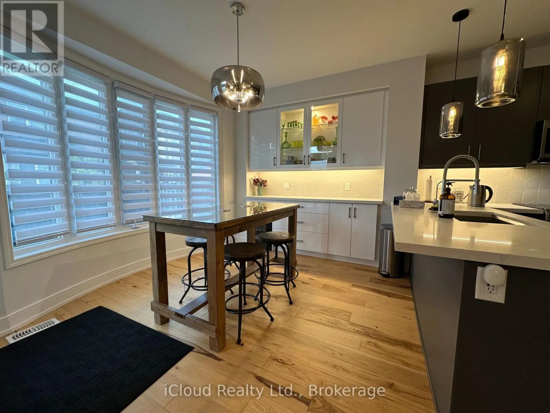 433 JELINIK TERRACE - Image 13