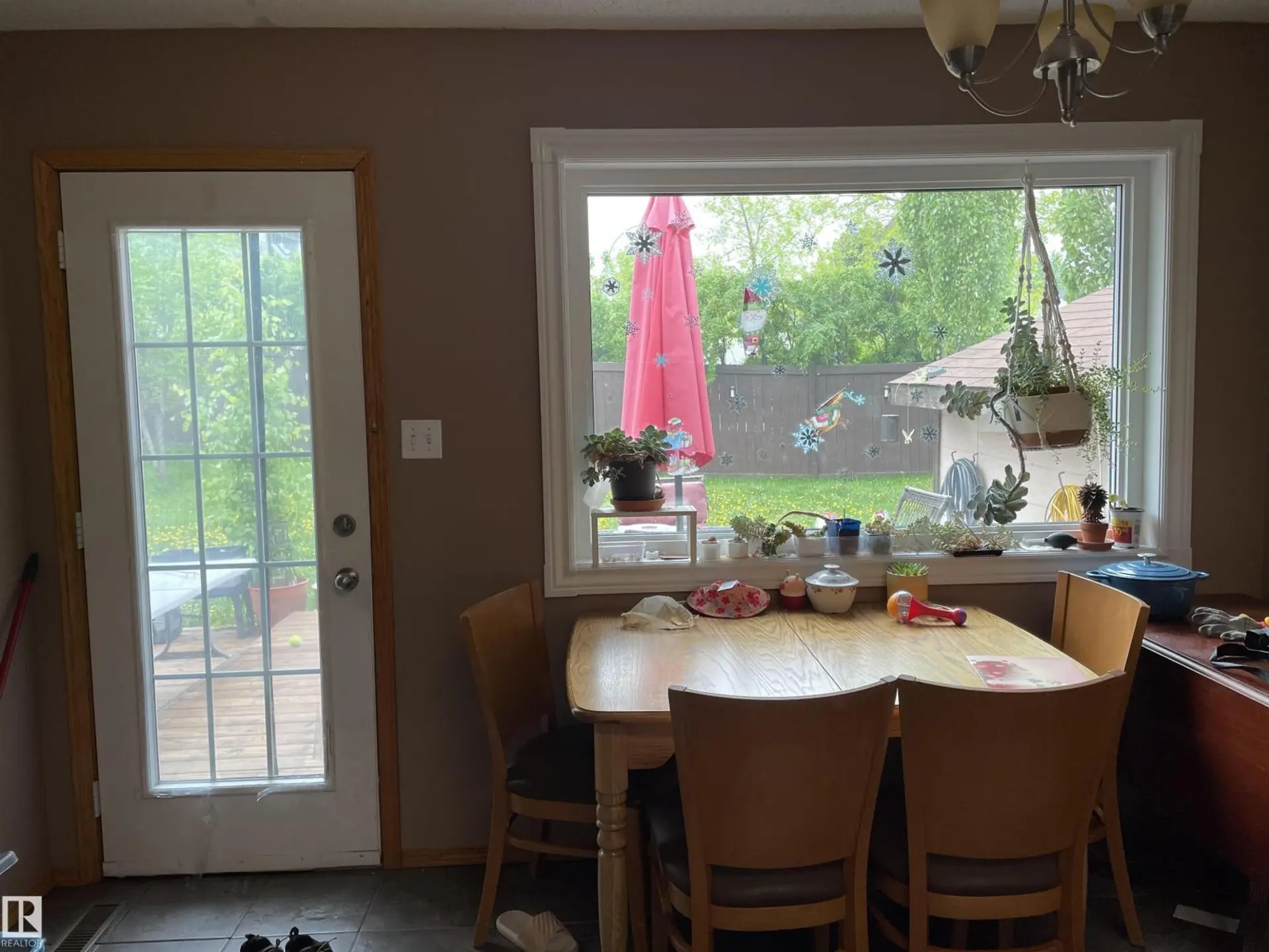 306 REGENCY DR - Image 5