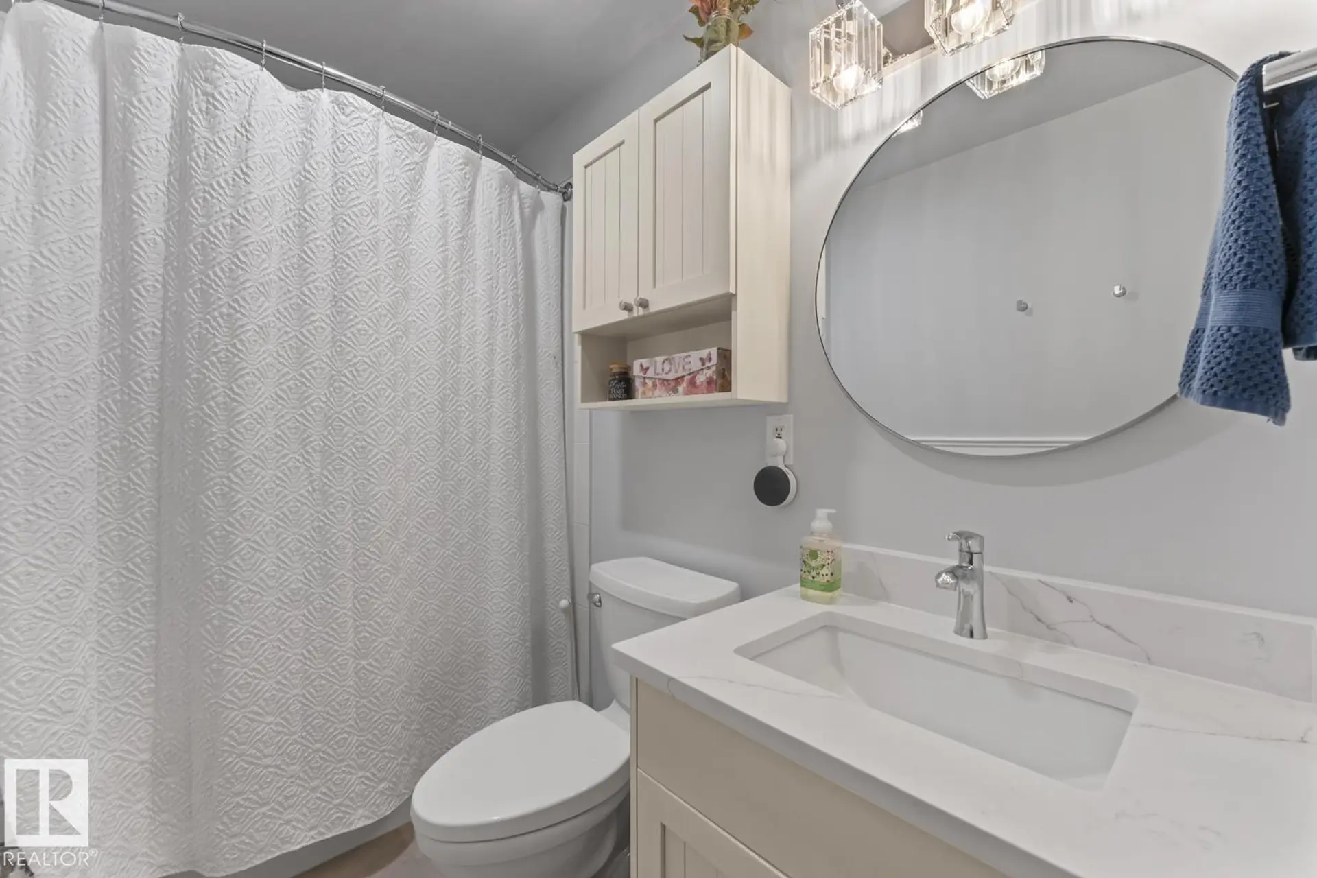 5709 51 AV - Image 14