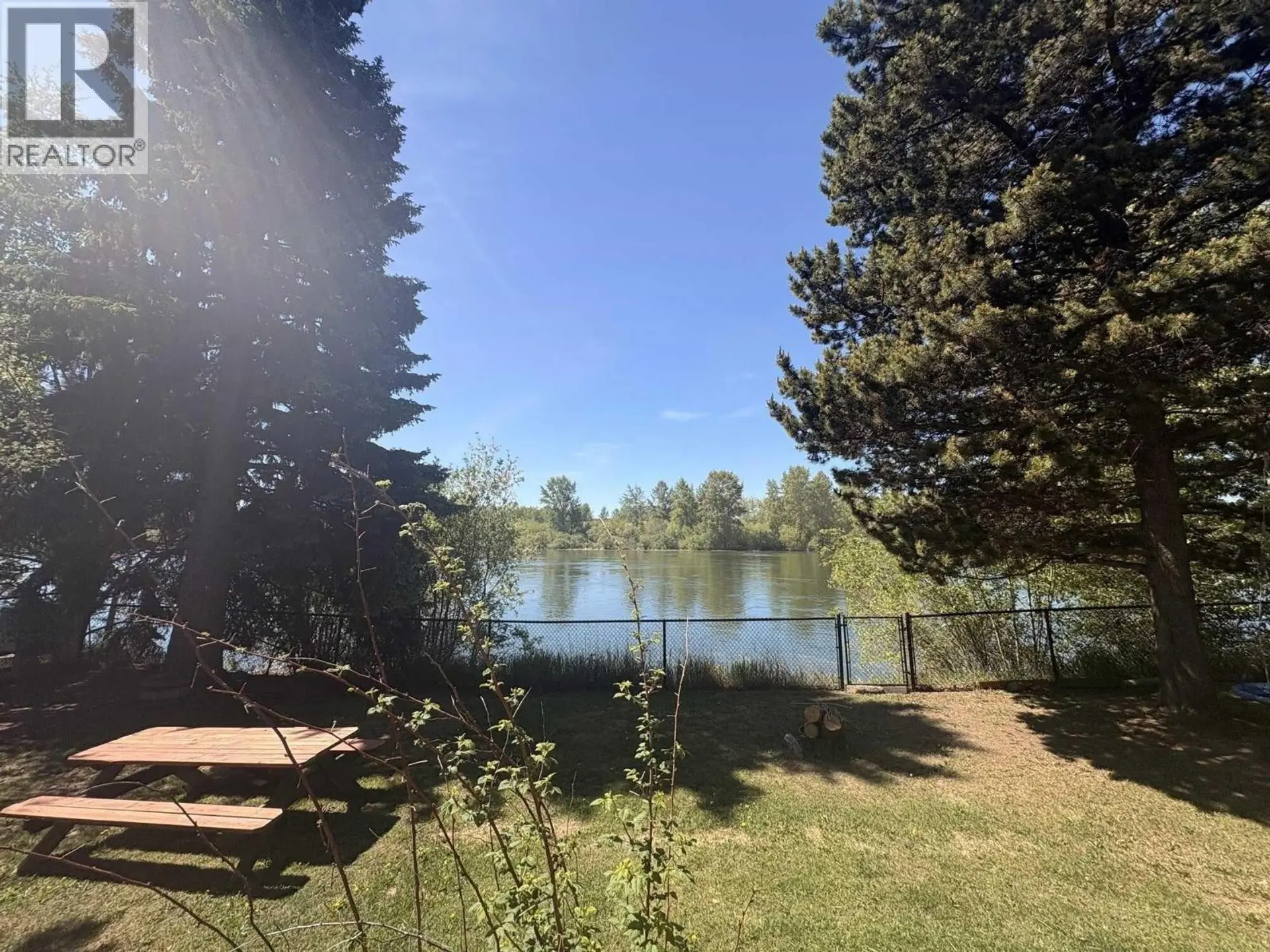330 REID DRIVE - Image 10