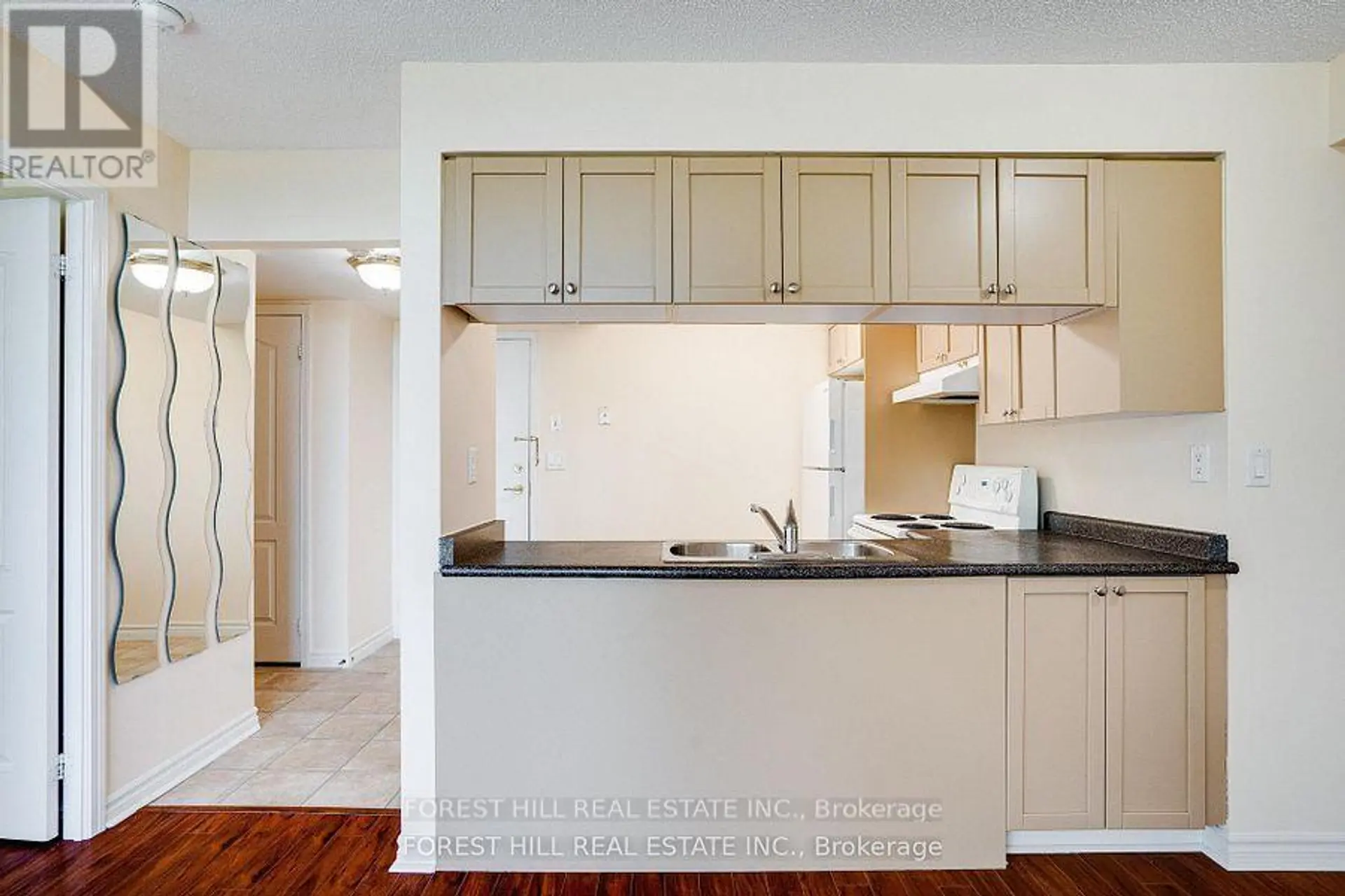 #608 745 NEW WESTMINSTER DRIVE - Image 16