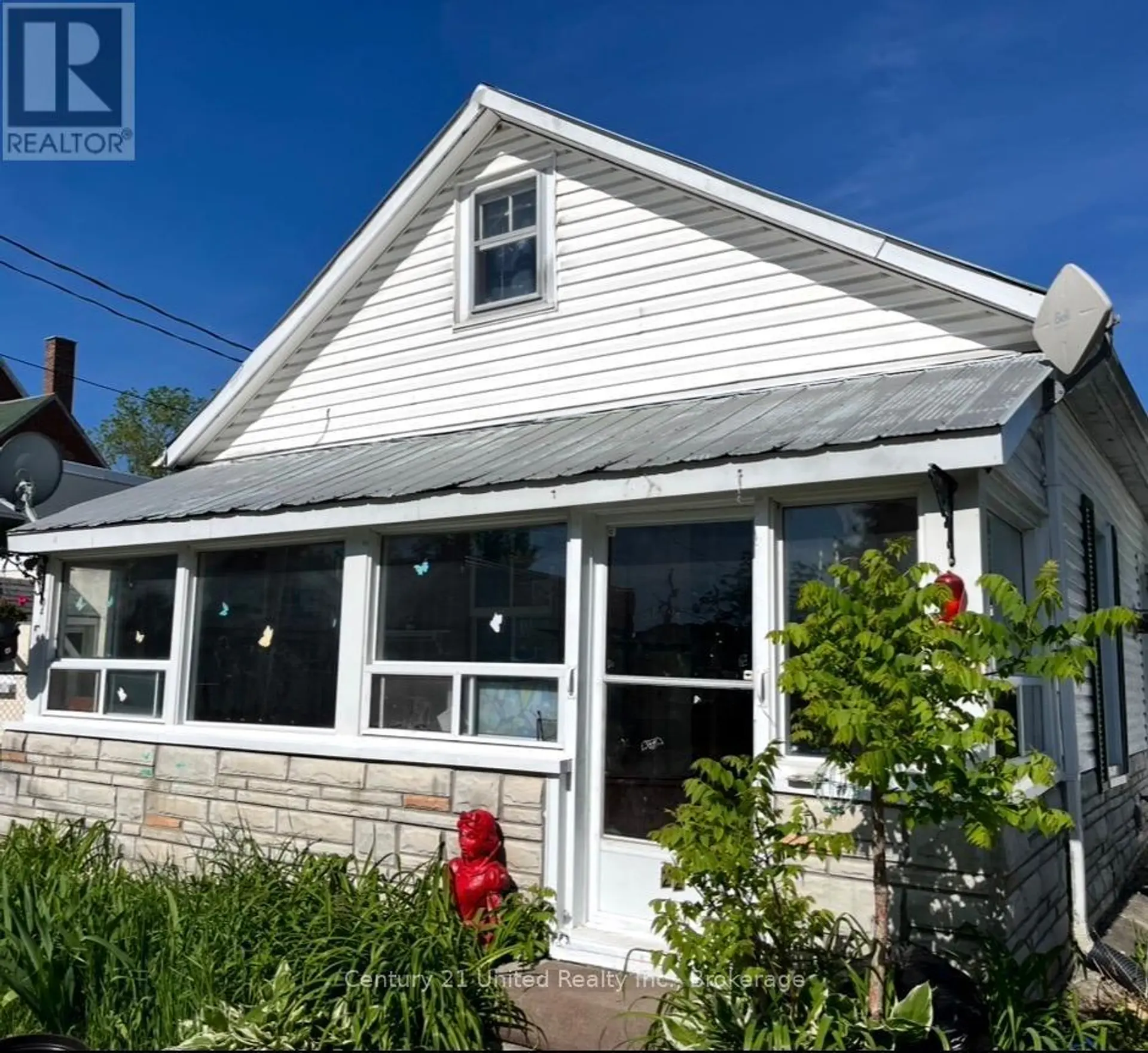22 CHURCHILL DRIVE - Image 1