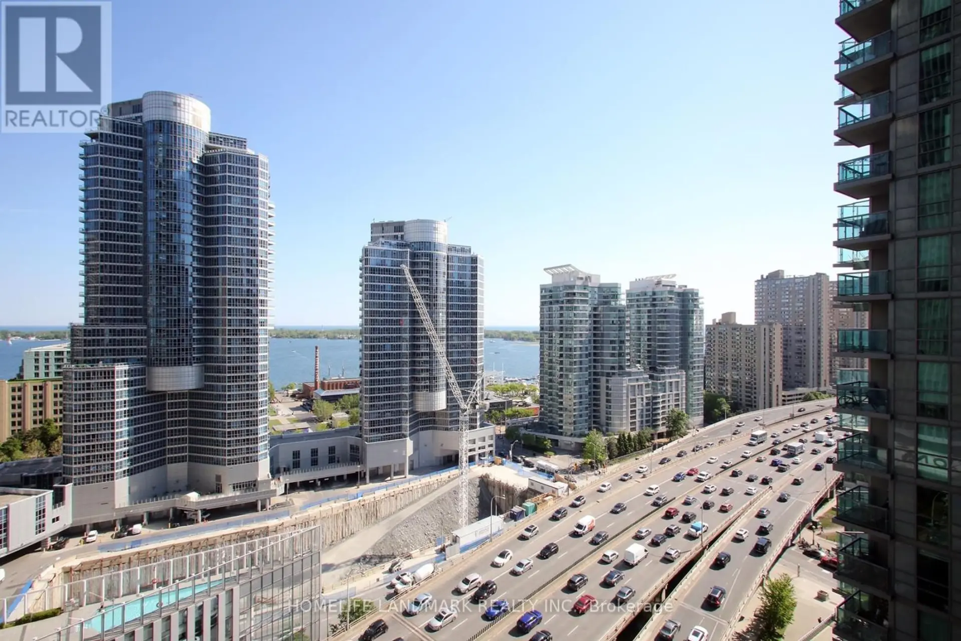 #1504 12 YORK STREET - Image 18