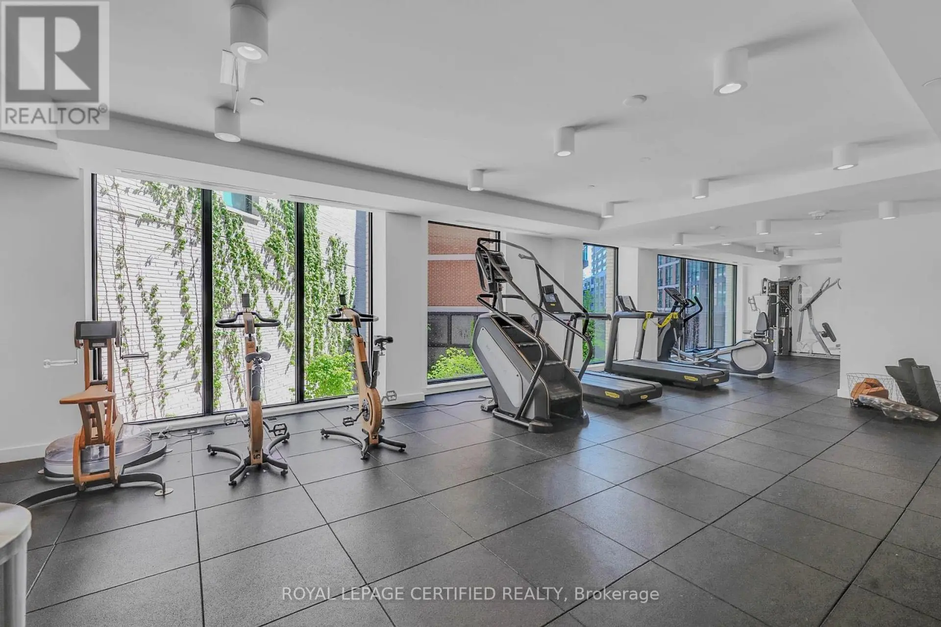 #411 200 SUDBURY STREET - Image 13