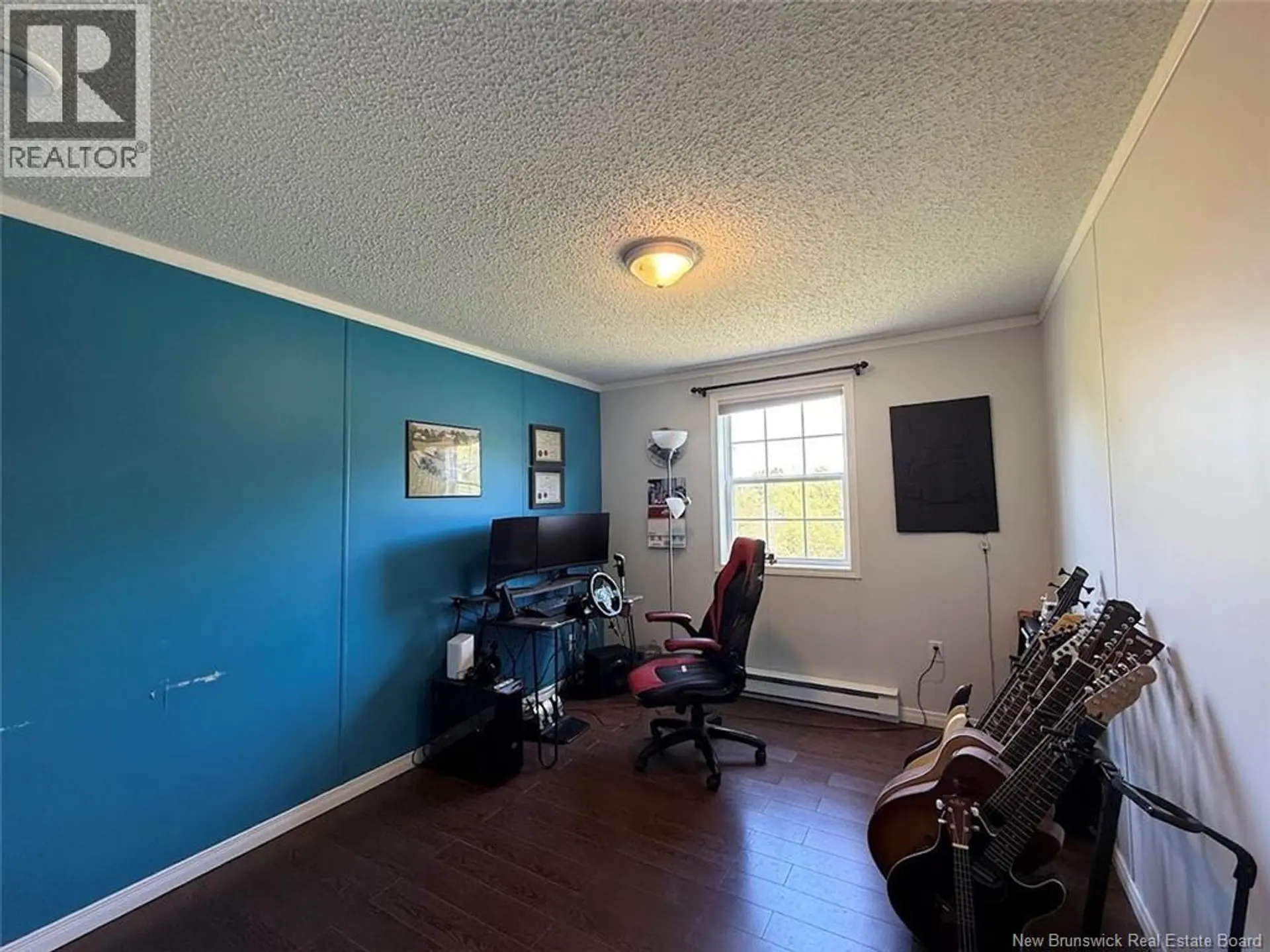 678 Toussaint Road - Image 10