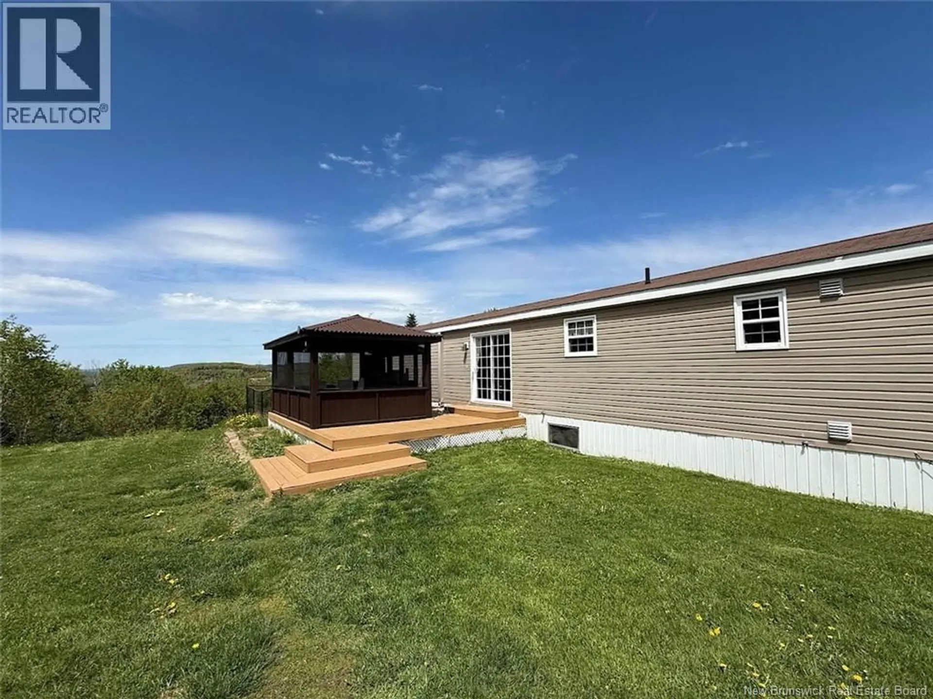 678 Toussaint Road - Image 13