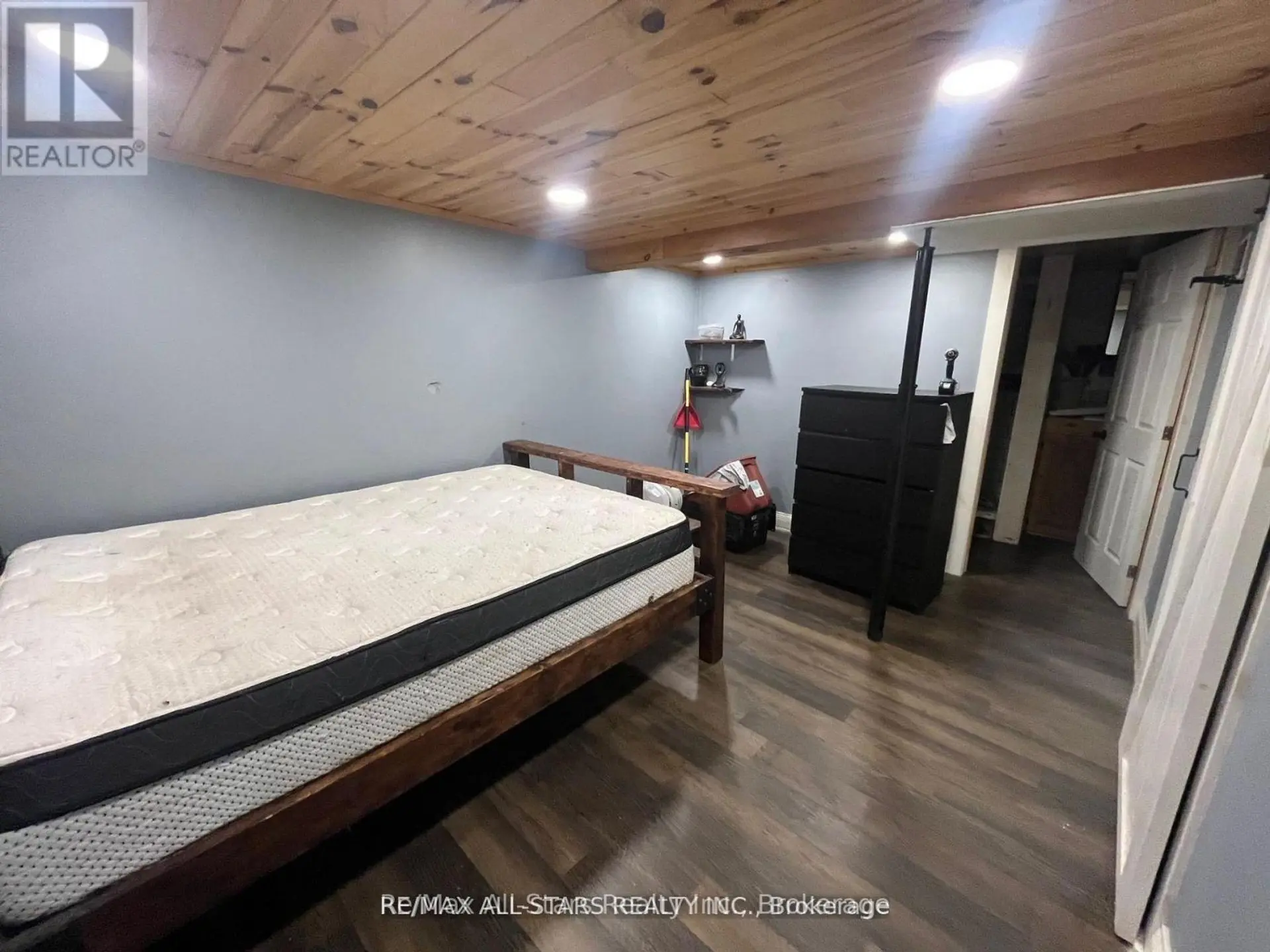 211 BURNT RIVER ROAD - Image 11