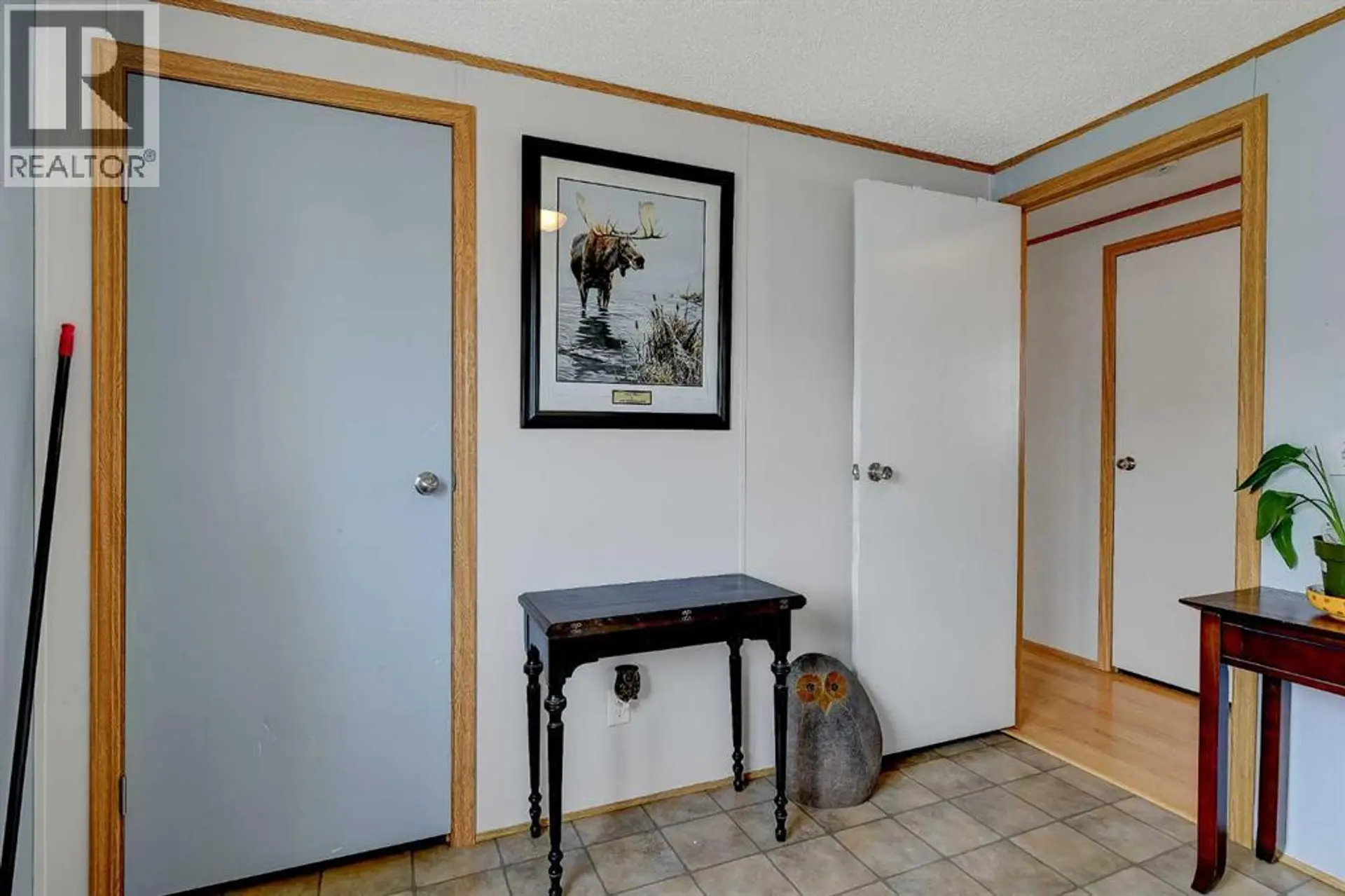 9021 85 Avenue - Image 12