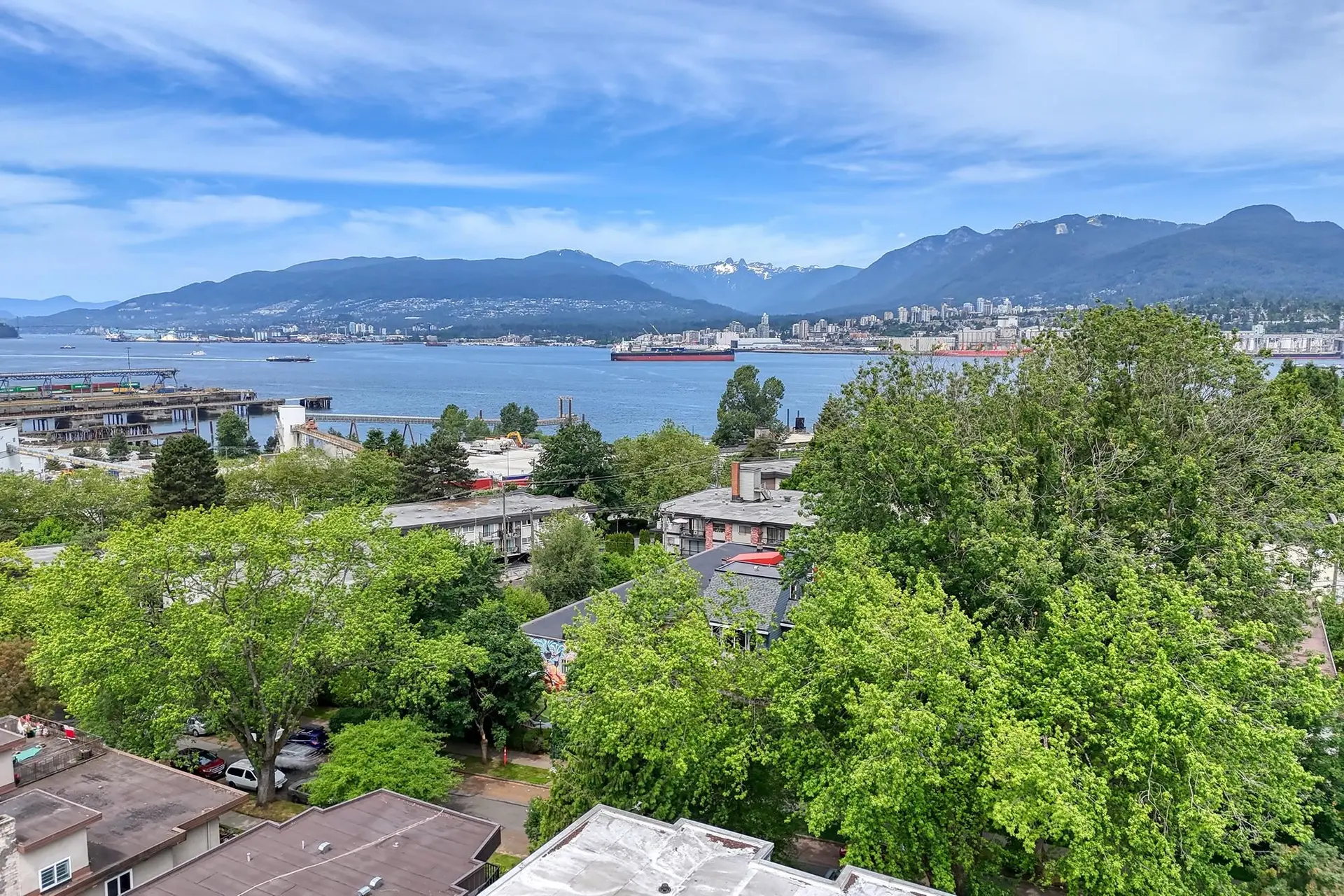 Property at 2215 Dundas Street, Vancouver, BC