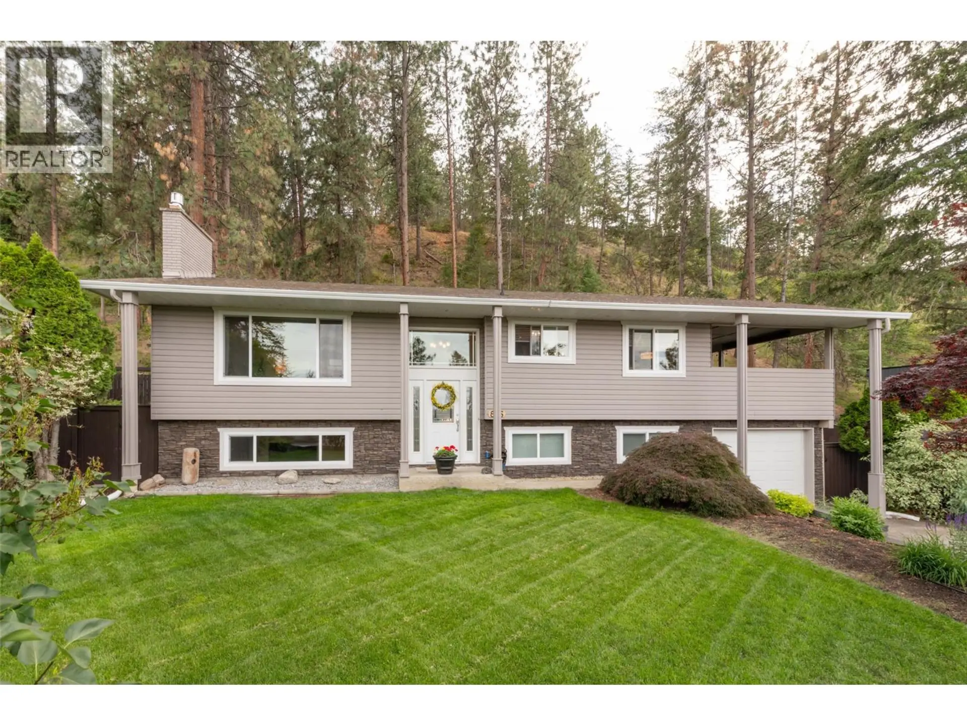 Property at 815 Steele Road, Kelowna, BC