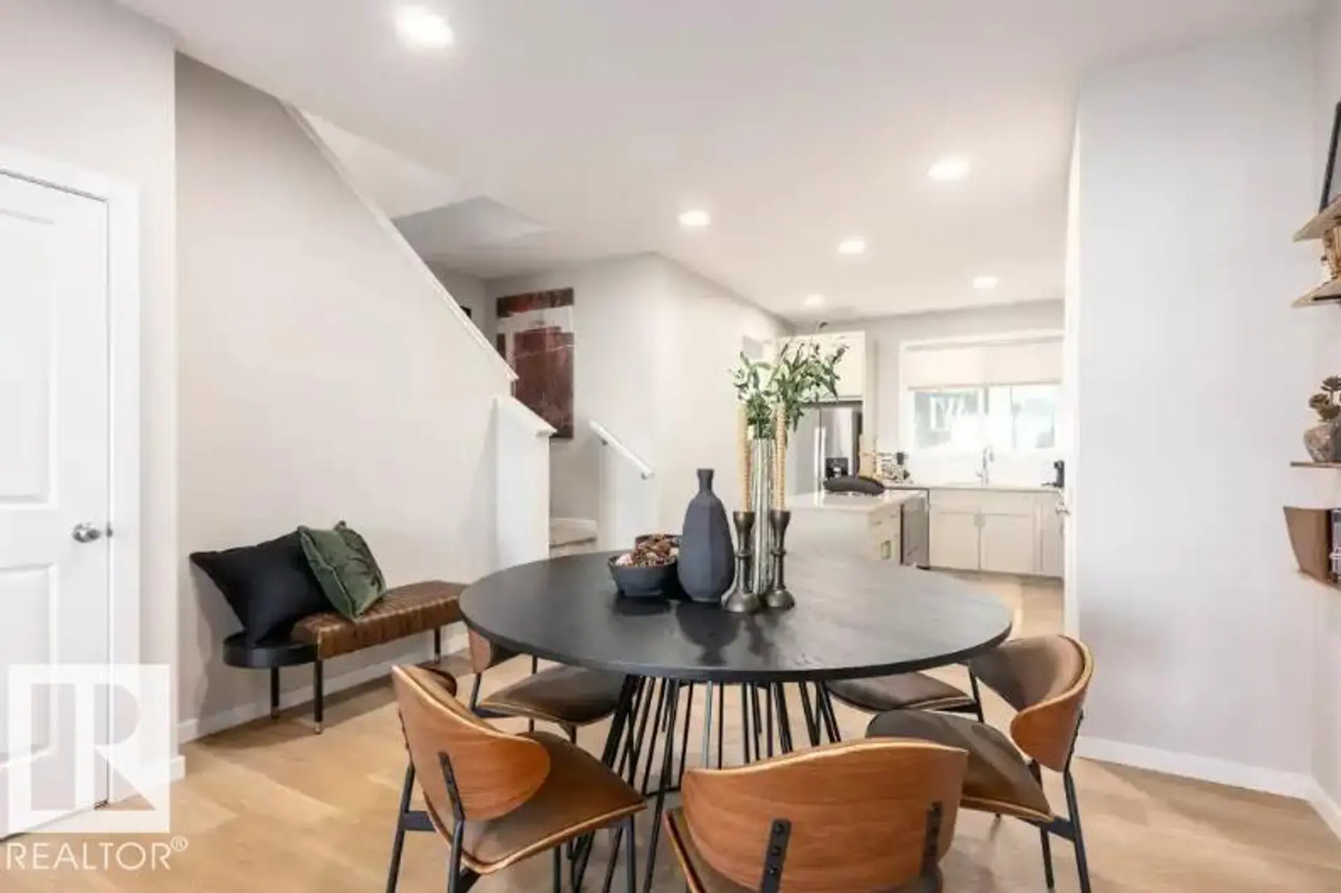 5607 Parc Reunis Way - Image 2