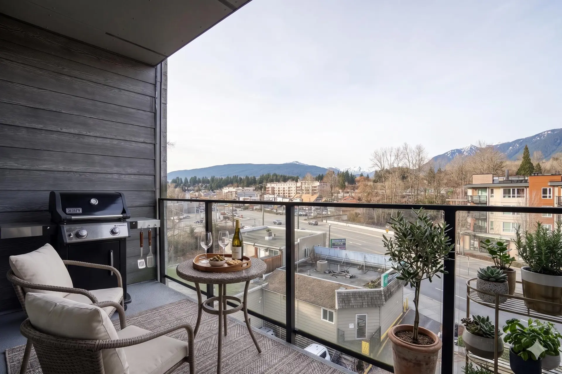 #414 725 Marine Drive - Image 10