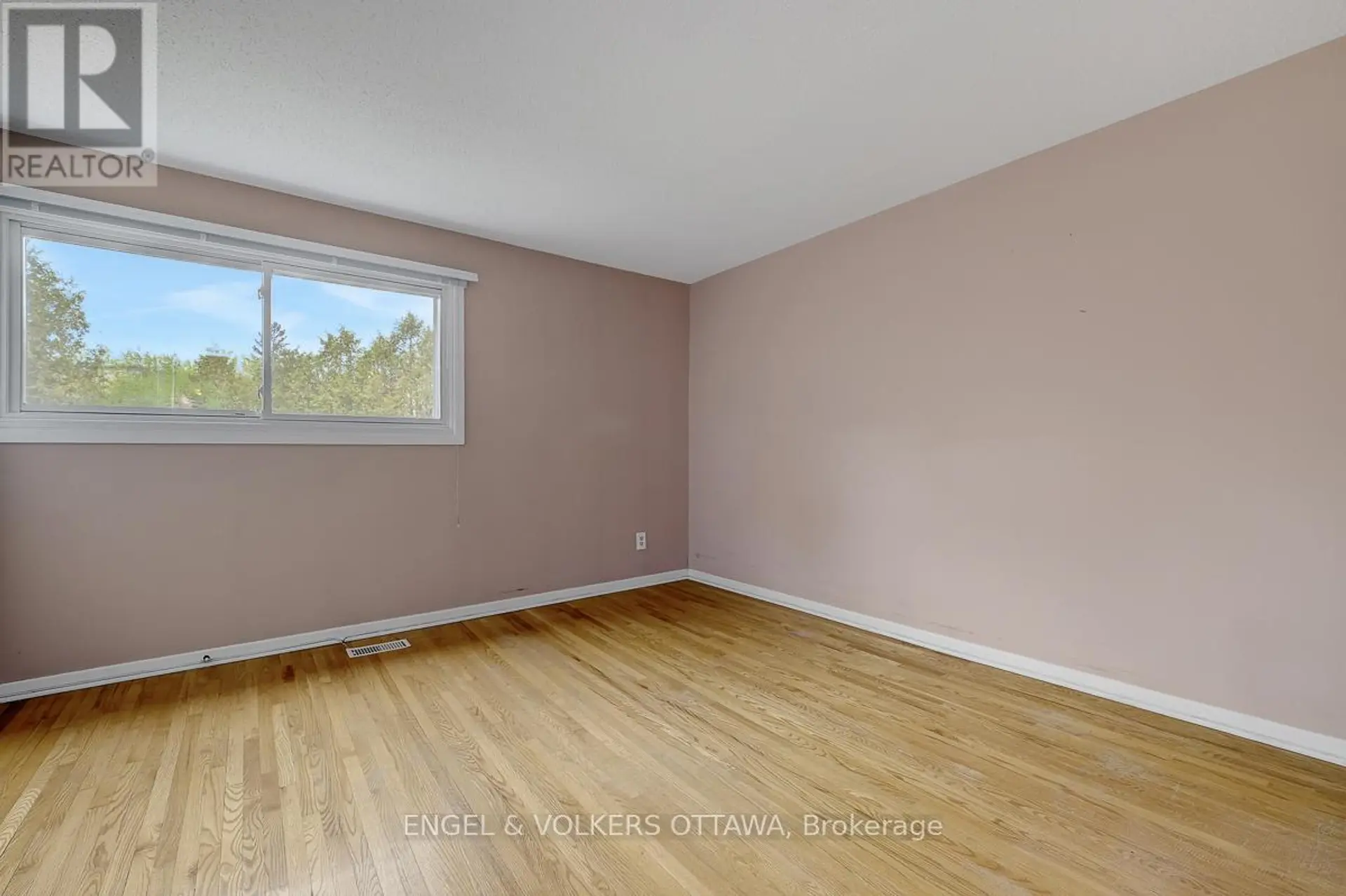 #B 765 SPRINGLAND DRIVE - Image 10