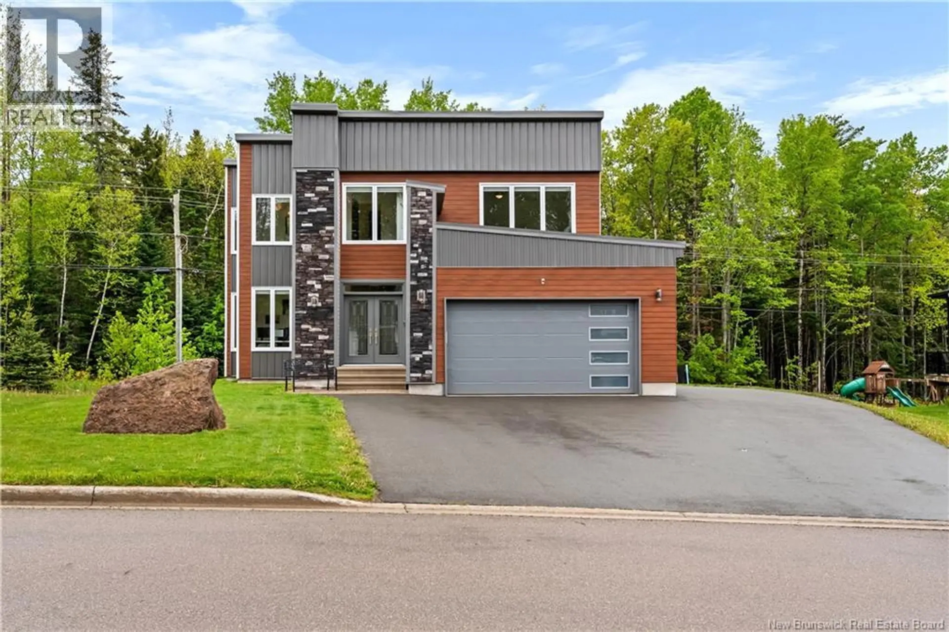 Property at 16 Parkplace Lane, Moncton, NB