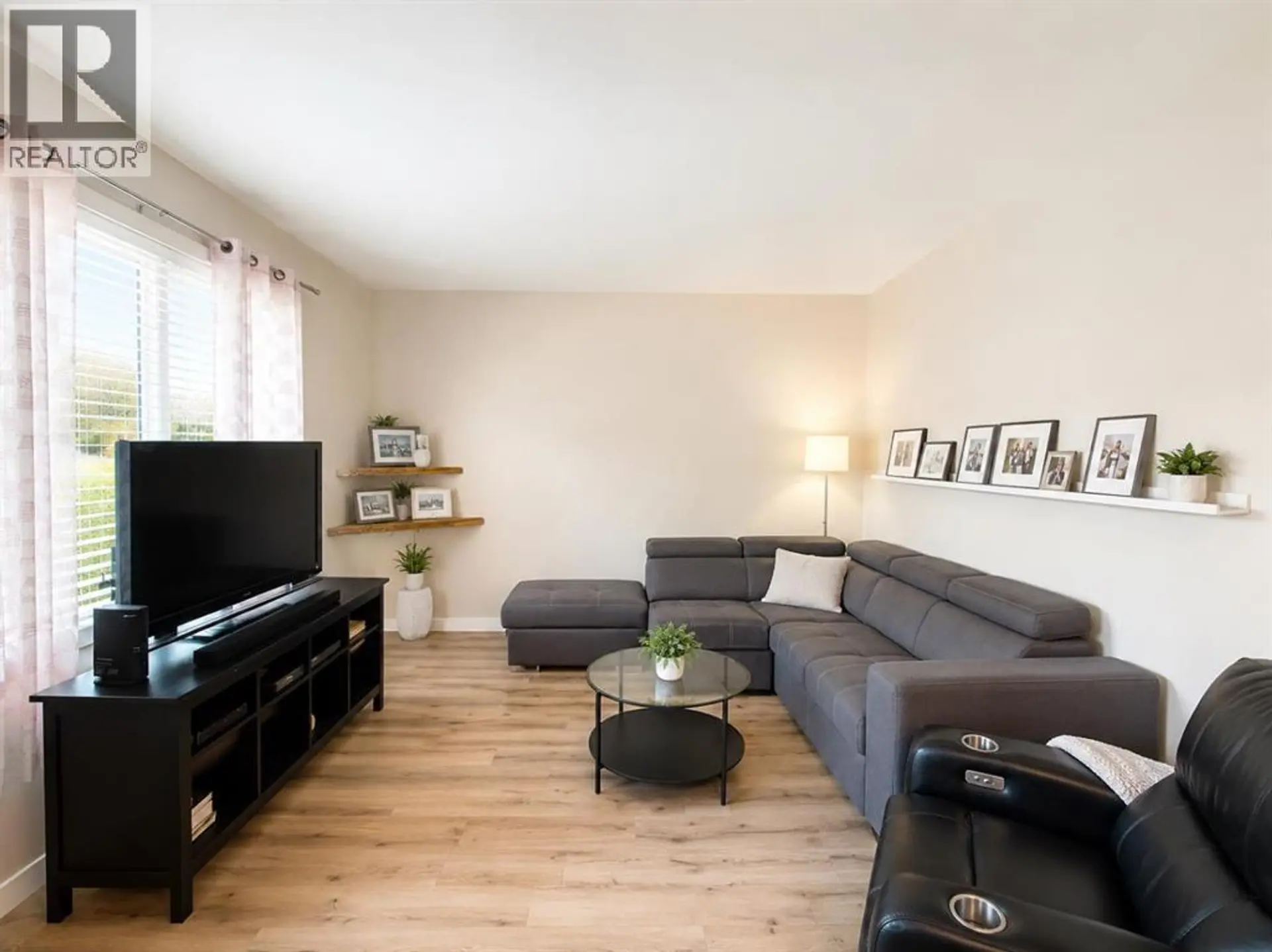 241 Agnes Short Place N - Image 6
