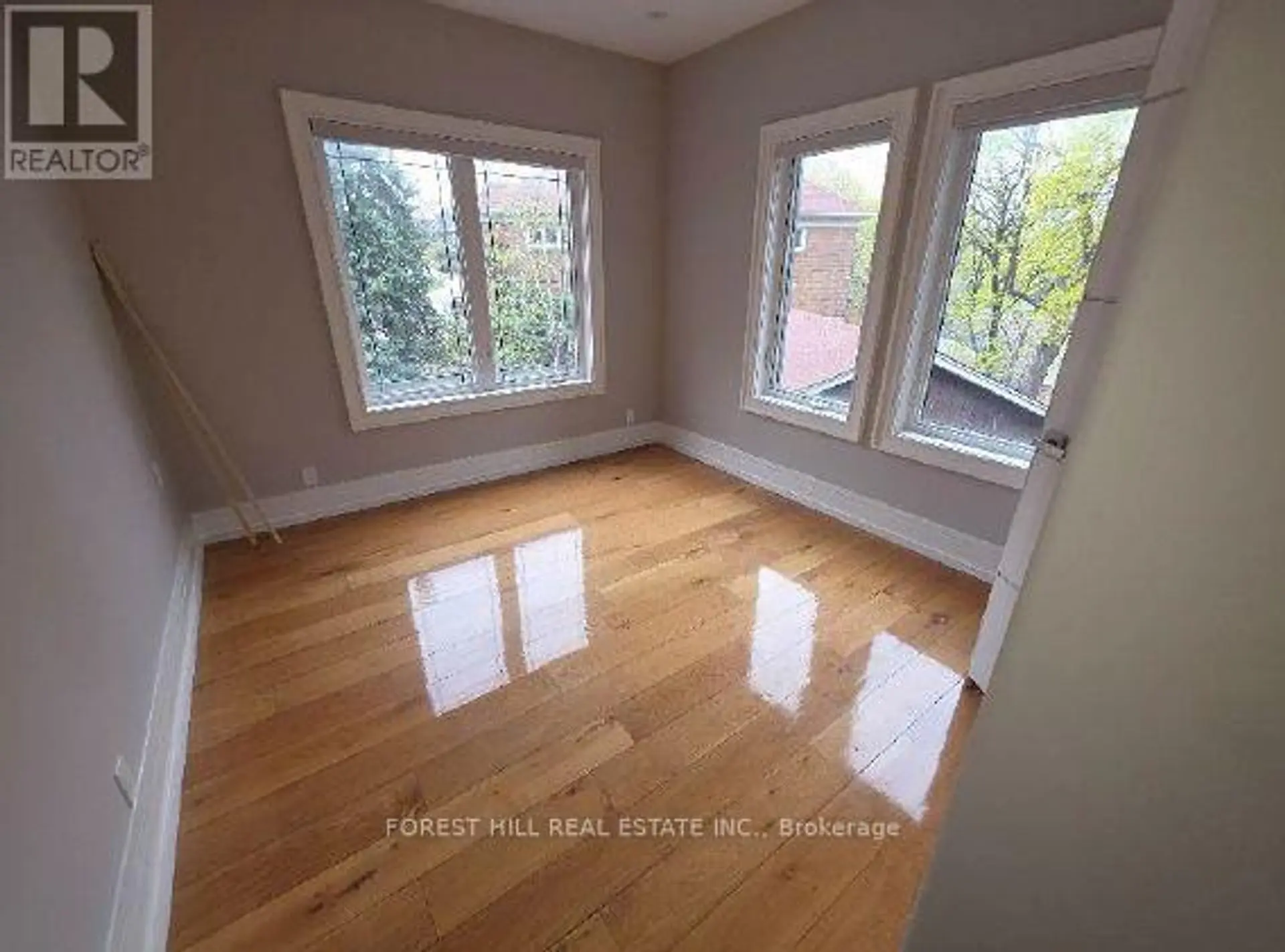 17 KENNEDY PARK ROAD - Image 7
