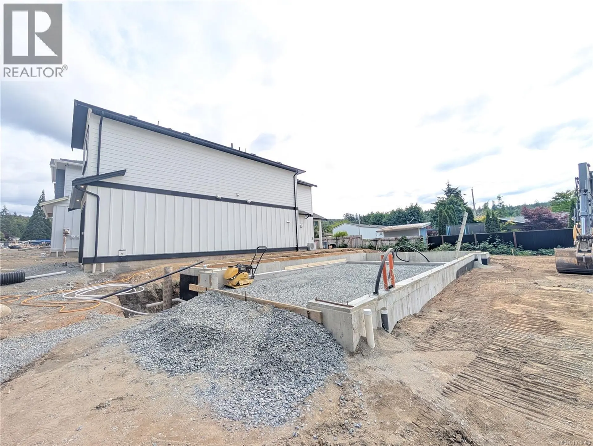 1348 McKinley Rd - Image 4