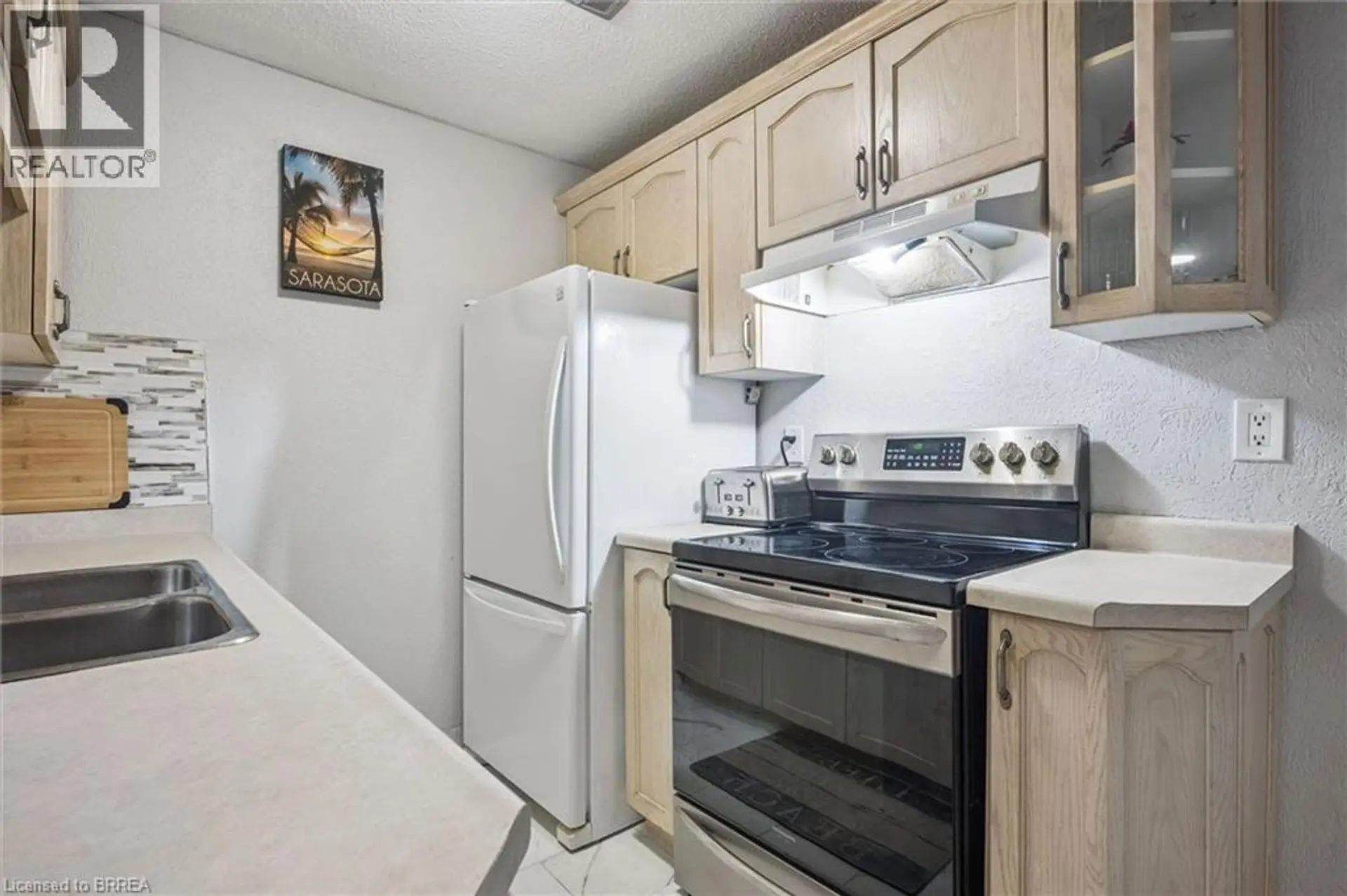#202 893 CONCESSION Street - Image 13