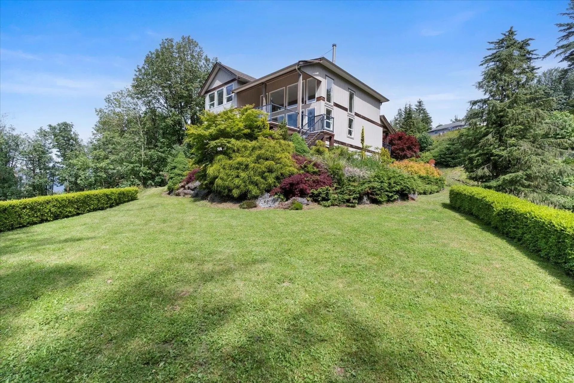 43251 Salmonberry Drive - Image 2