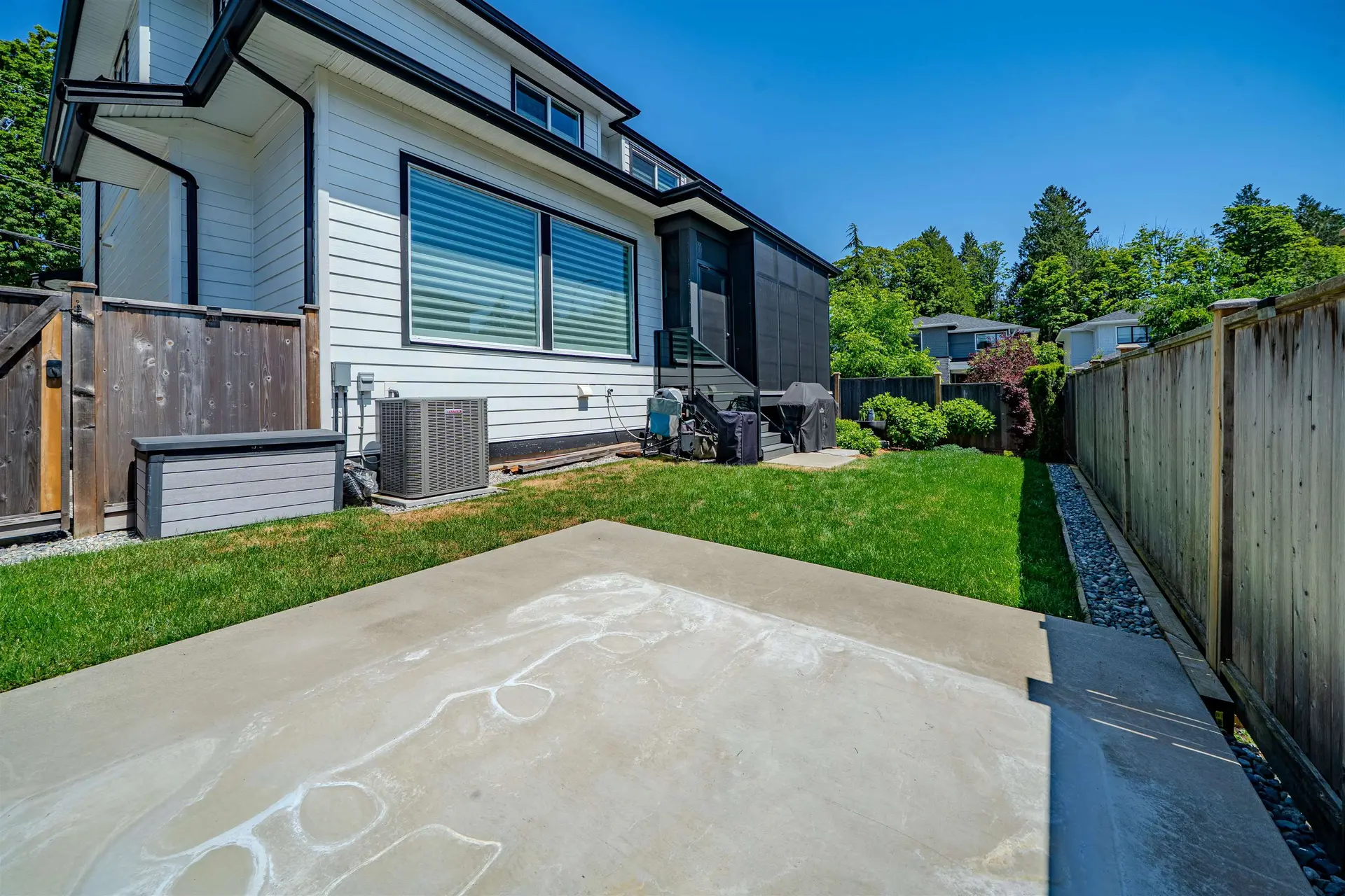 16232 10 Avenue - Image 18