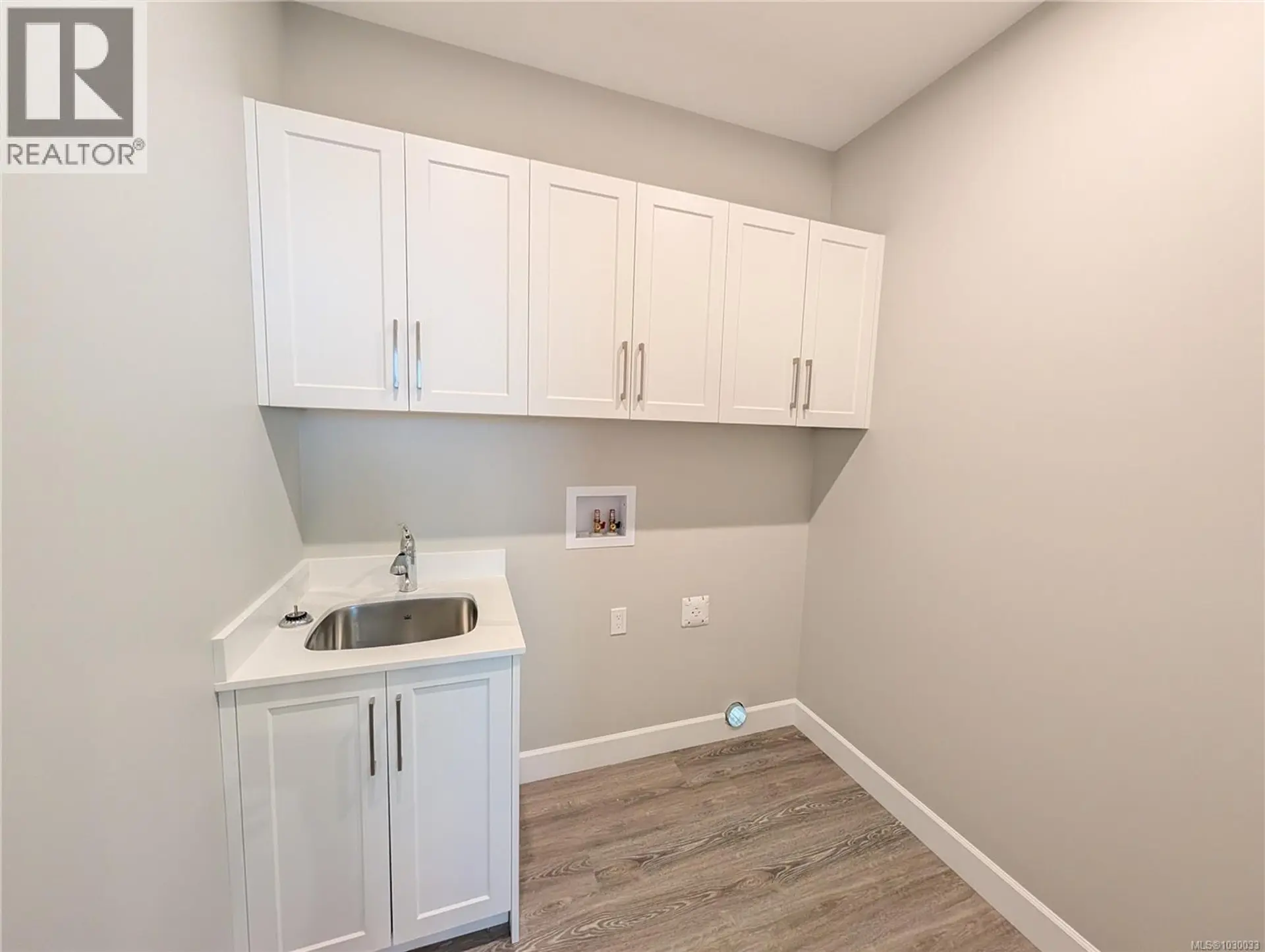 1342 Mckinley Rd - Image 19