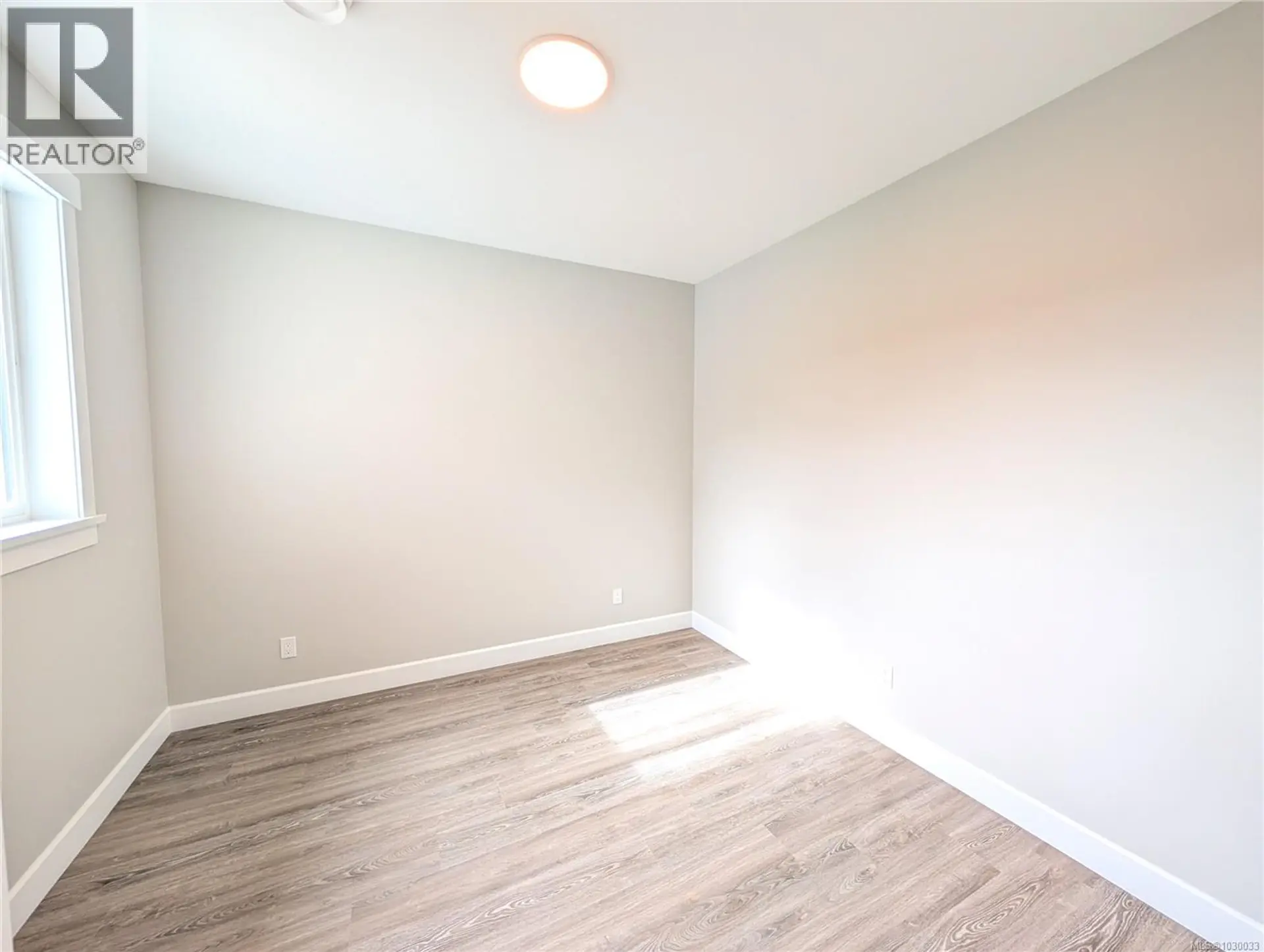 1342 Mckinley Rd - Image 16
