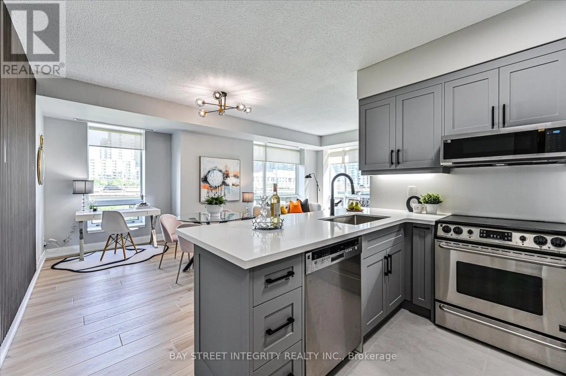 #512W 500 QUEENS QUAY W - Image 14
