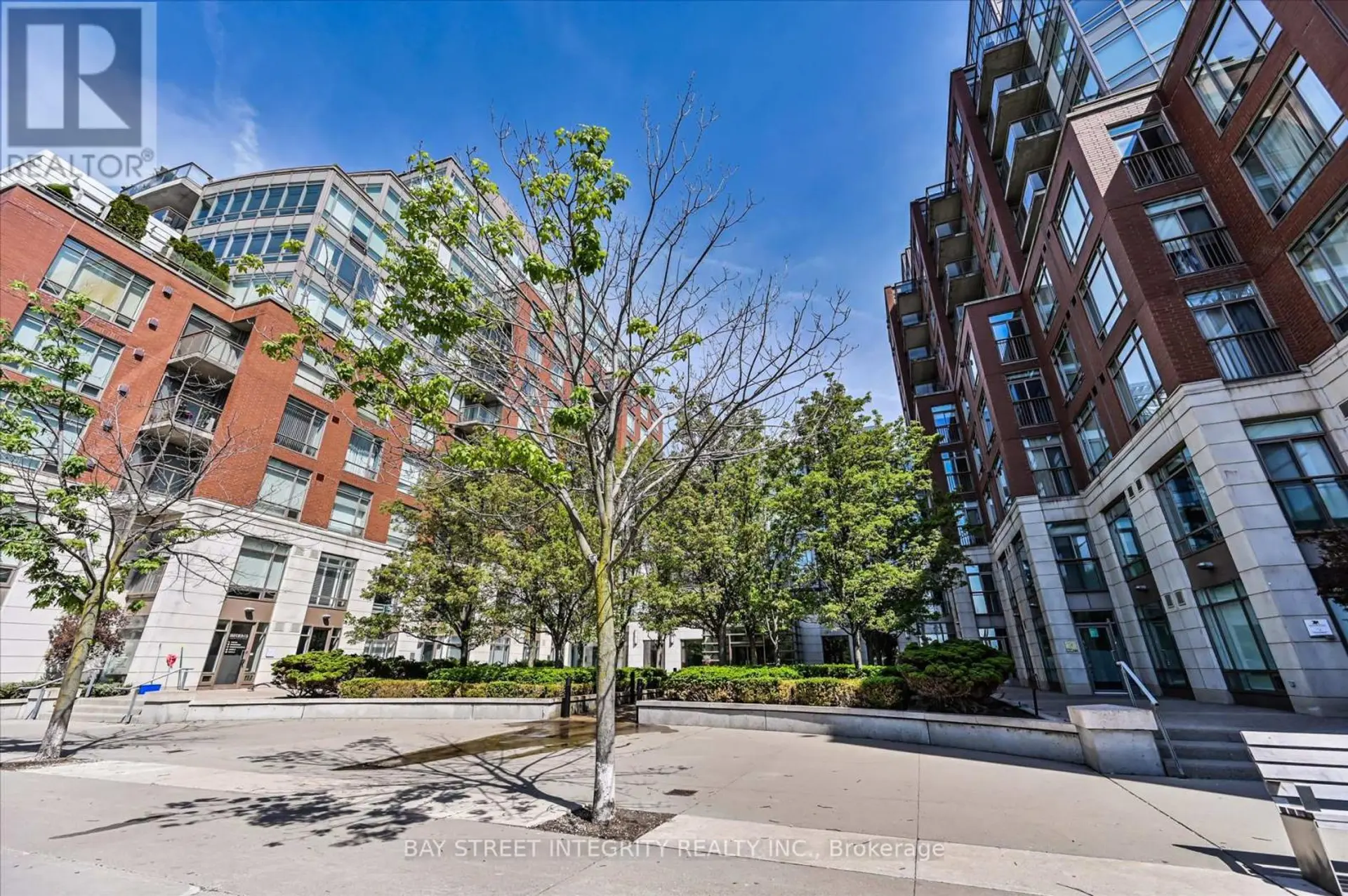 #512W 500 QUEENS QUAY W - Image 2