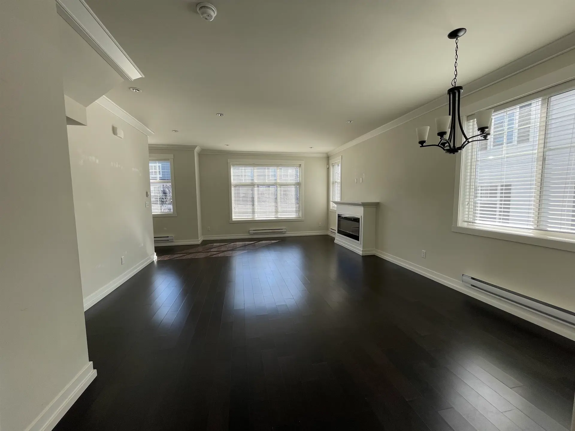 #73 16458 23a Avenue - Image 4