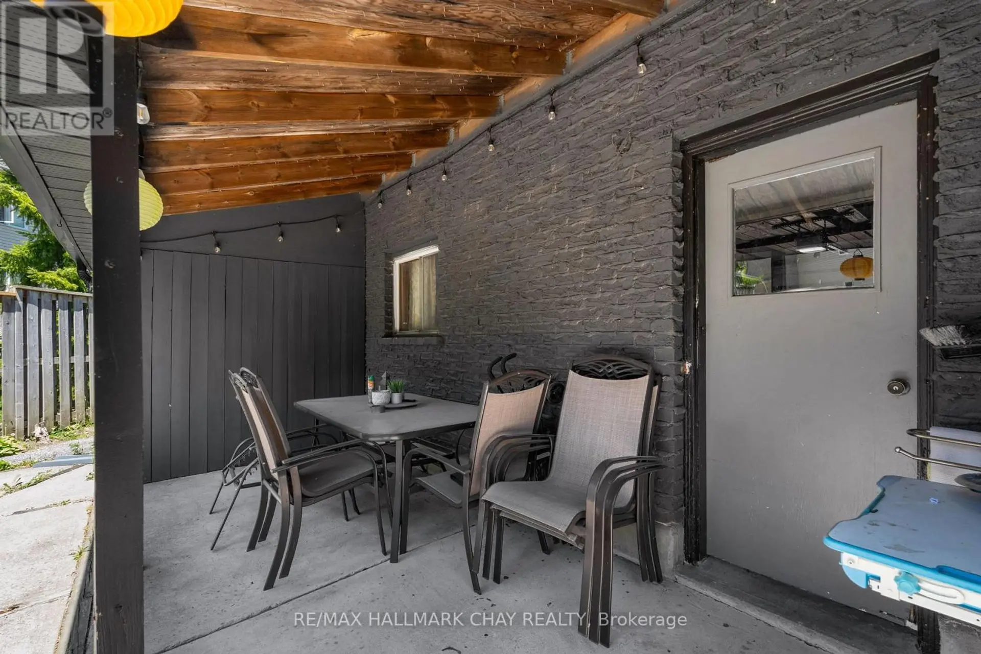 17 WALKER AVENUE - Image 17