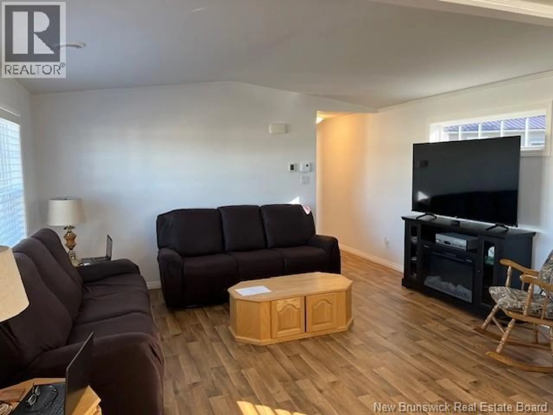 69 Susan Drive - Image 5