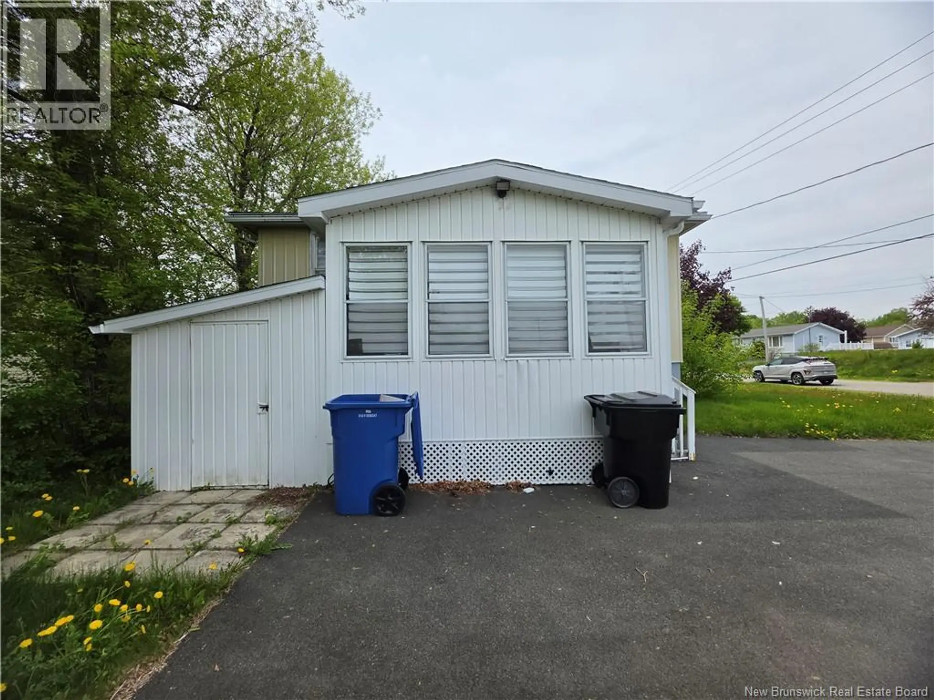665 St Simon - Image 5