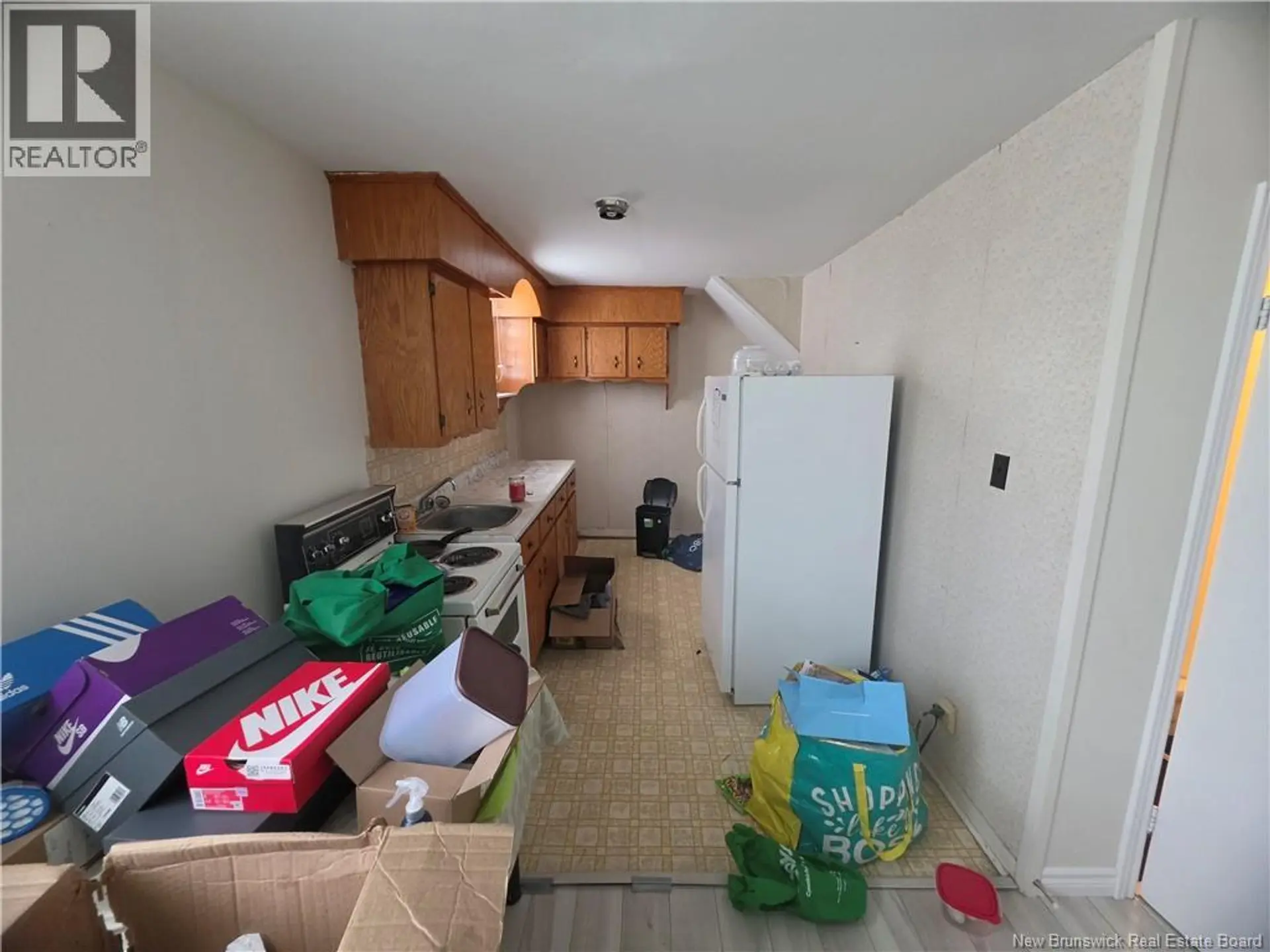 665 St Simon - Image 11