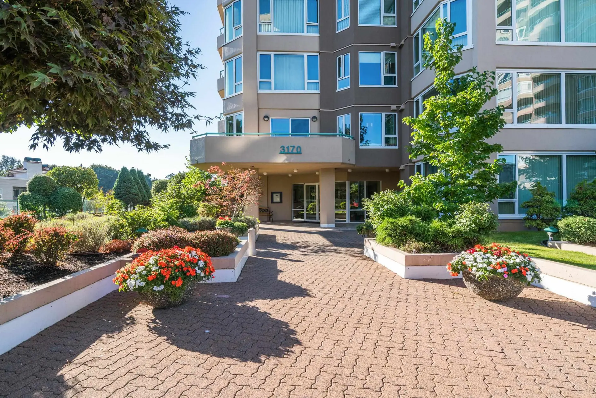Property at #203 3170 Gladwin Road, Abbotsford, BC