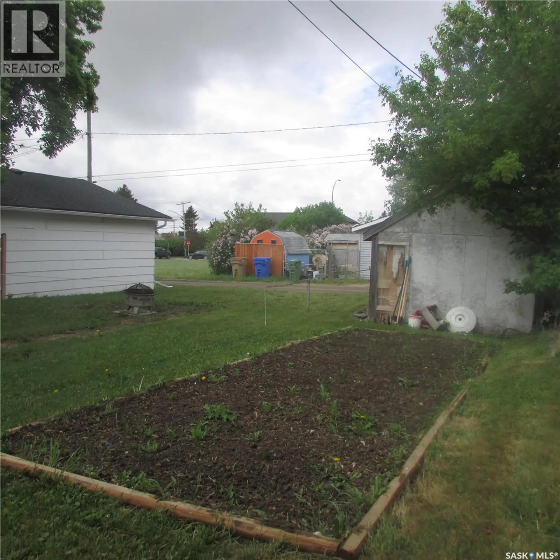 2058 Alexandra STREET - Image 7