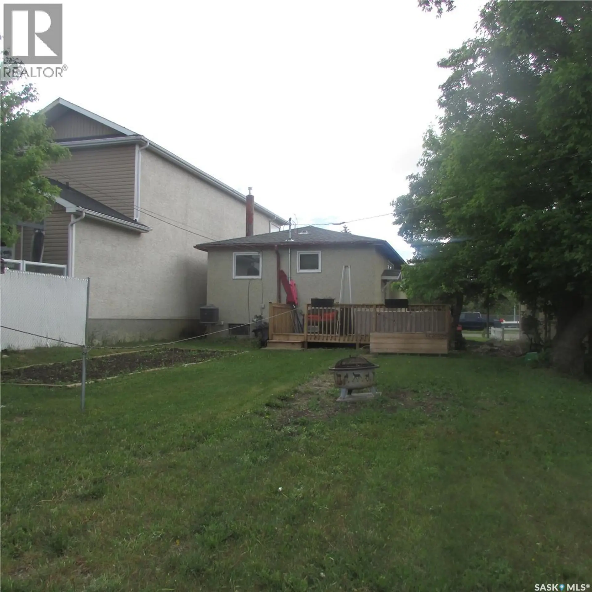 2058 Alexandra STREET - Image 8
