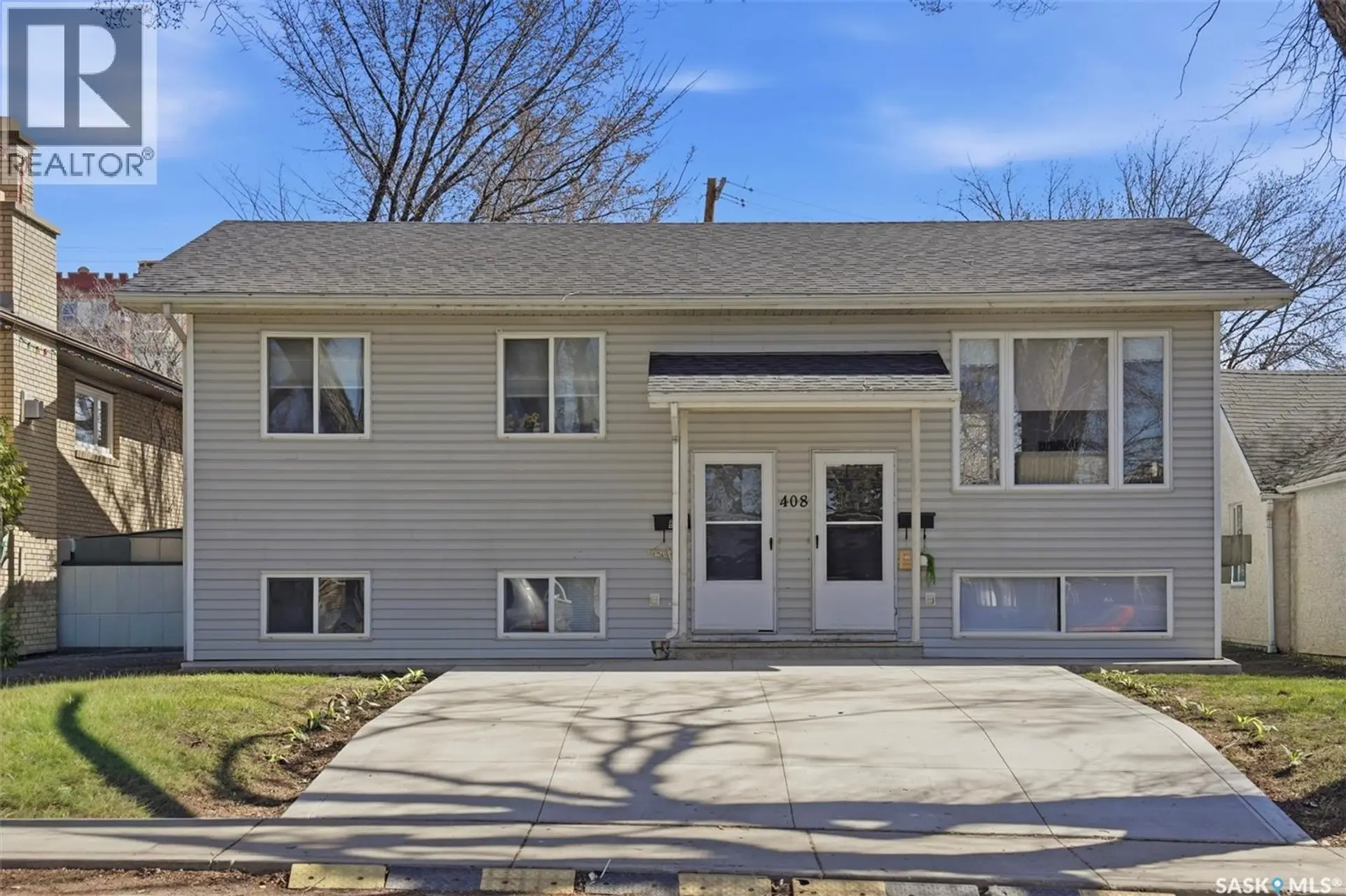 Property at SUITE A & B 408 L AVENUE N, Saskatoon, SK