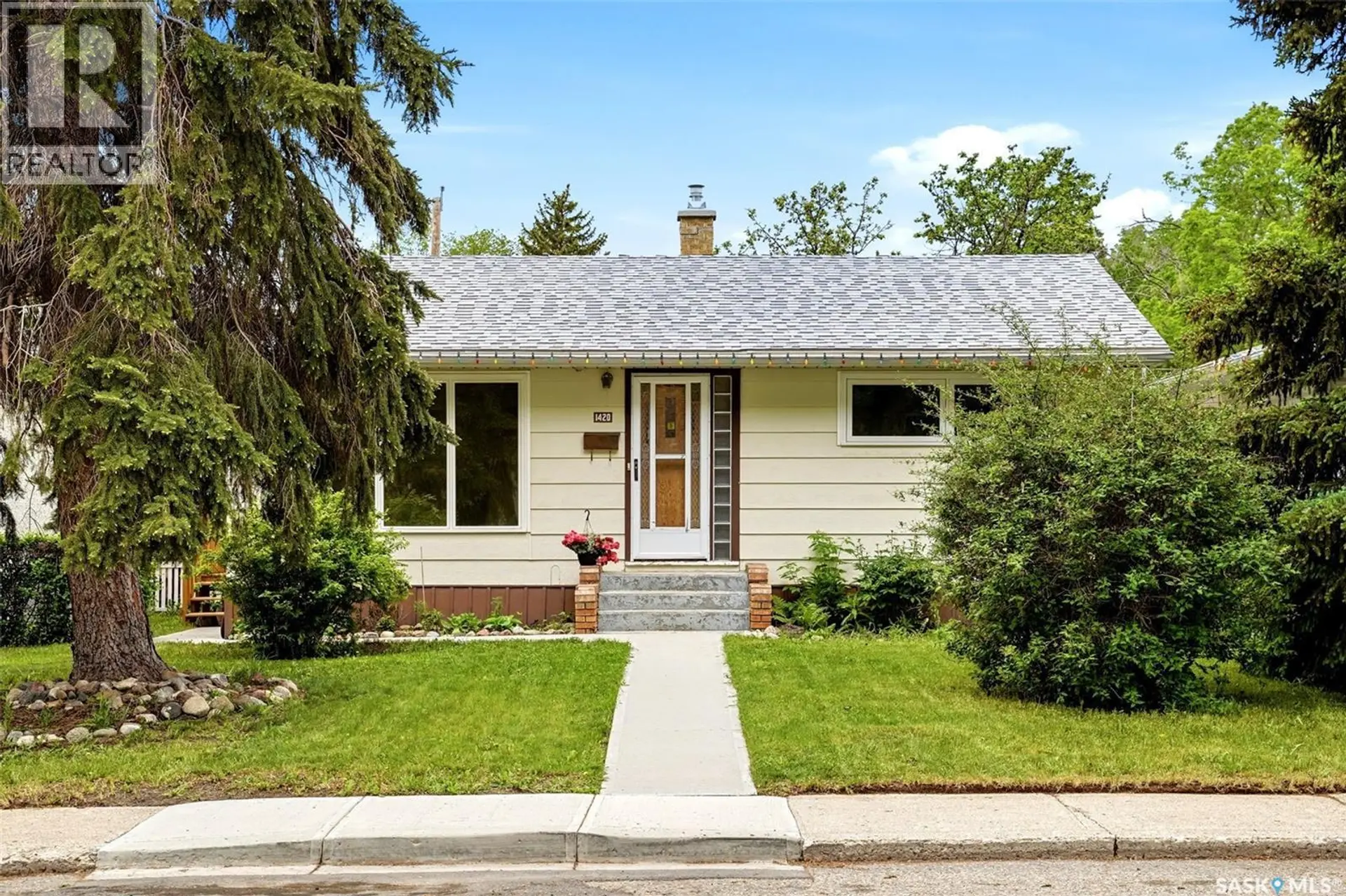 Property at 1420 Aberdeen STREET, Regina, SK