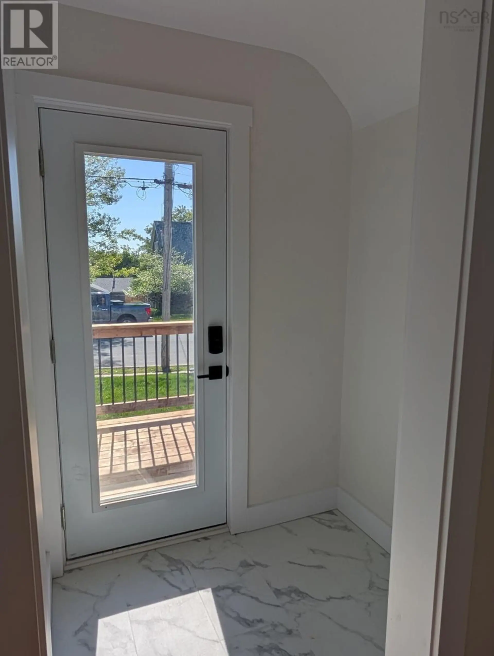 55 Archibald St - Image 4