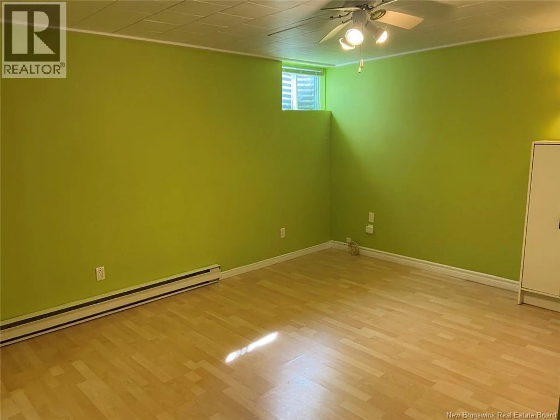 52 Raymond Street - Image 14