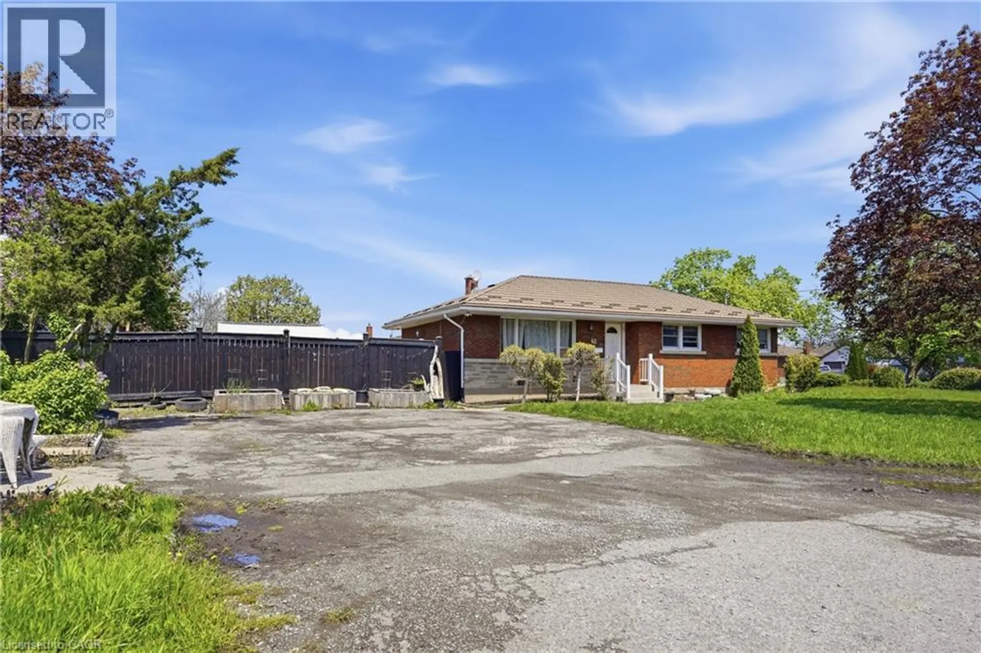 42 SUNNYLEA Drive - Image 4