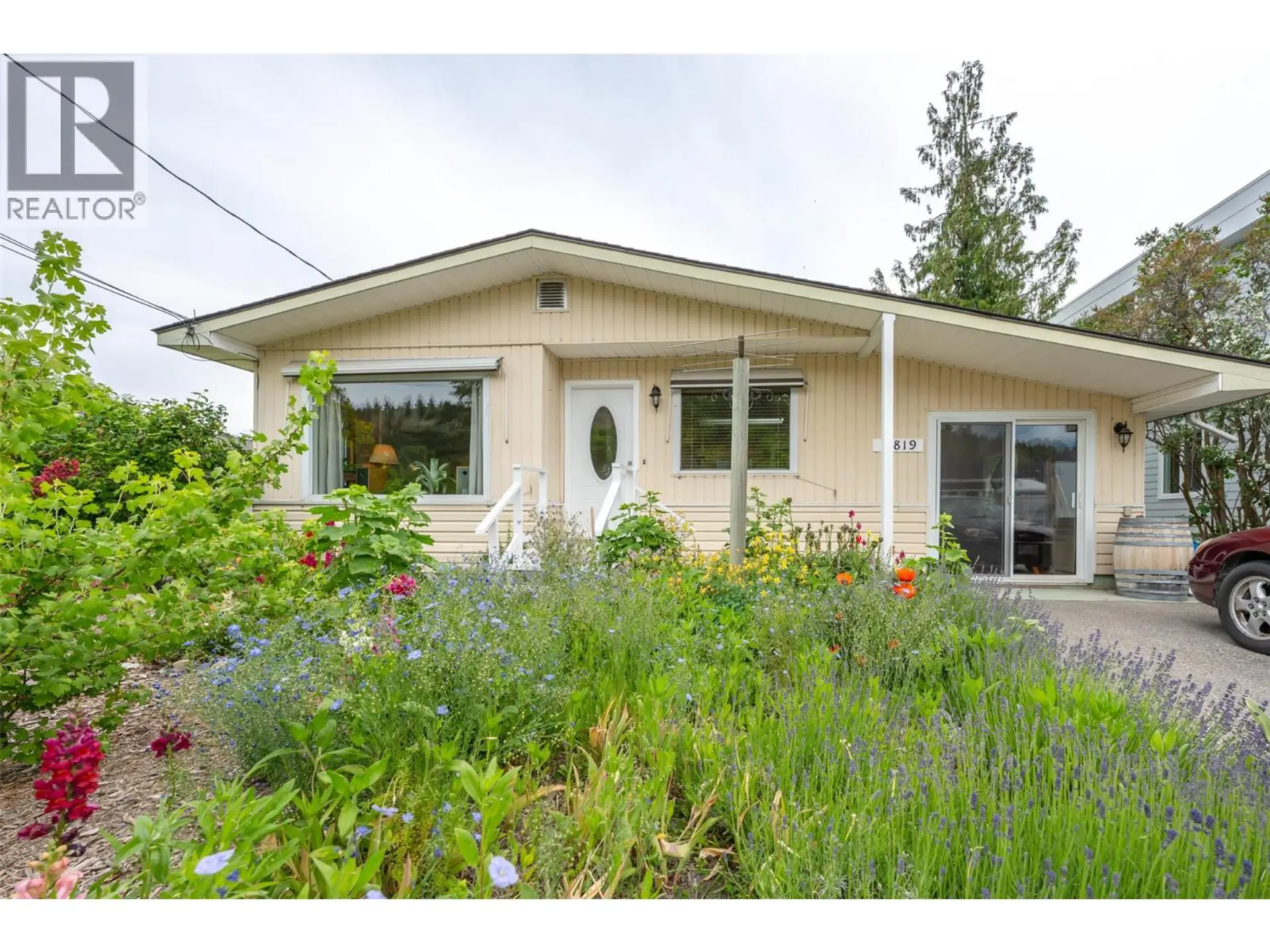 Property at 11819 Grant Avenue, Summerland, BC