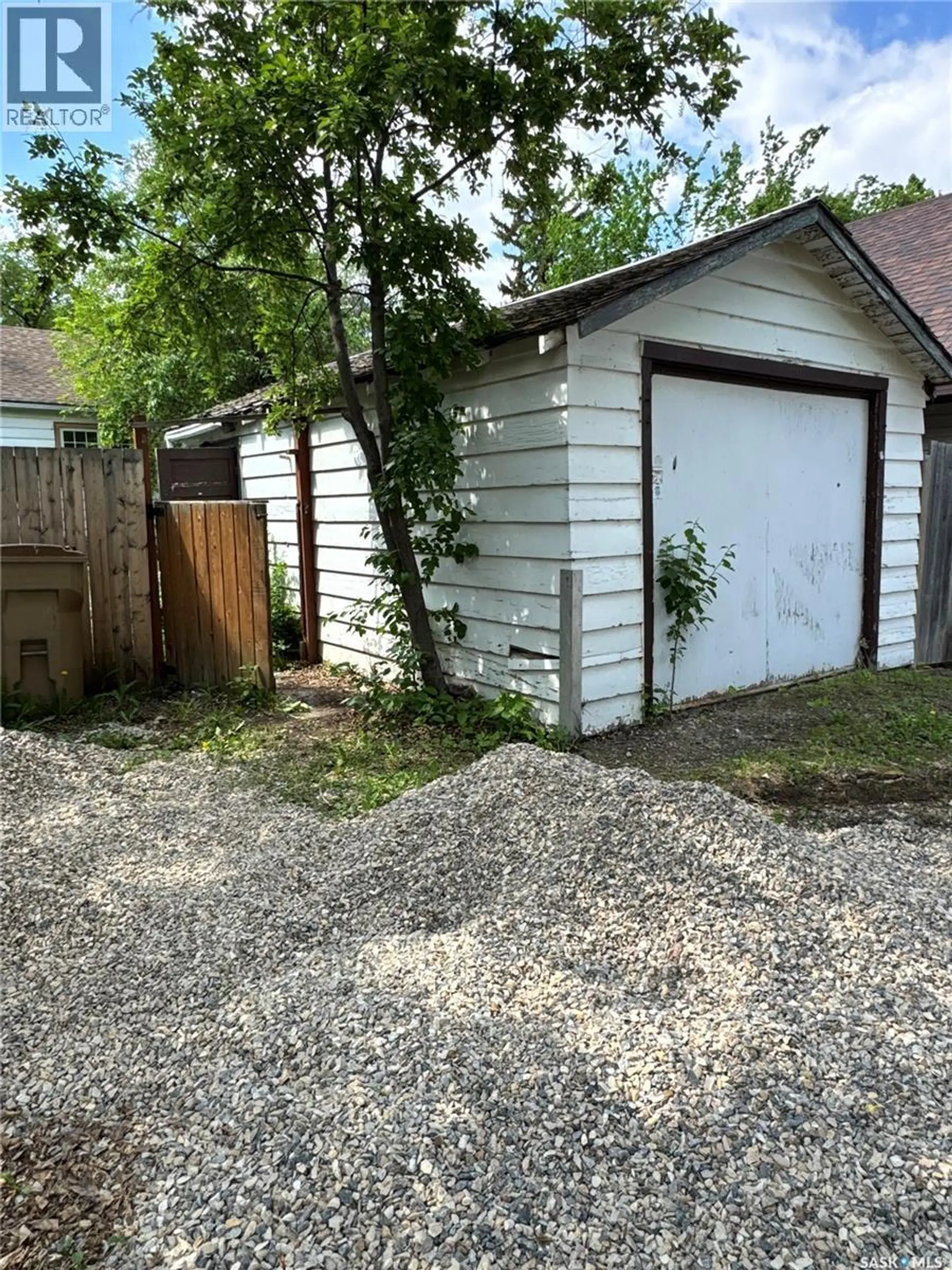 712 Broadway AVENUE - Image 14