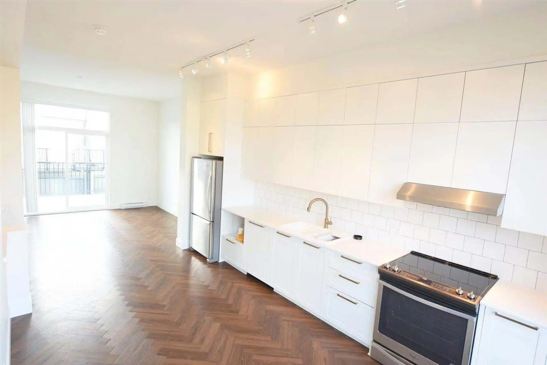 #14 15938 27 Avenue - Image 7