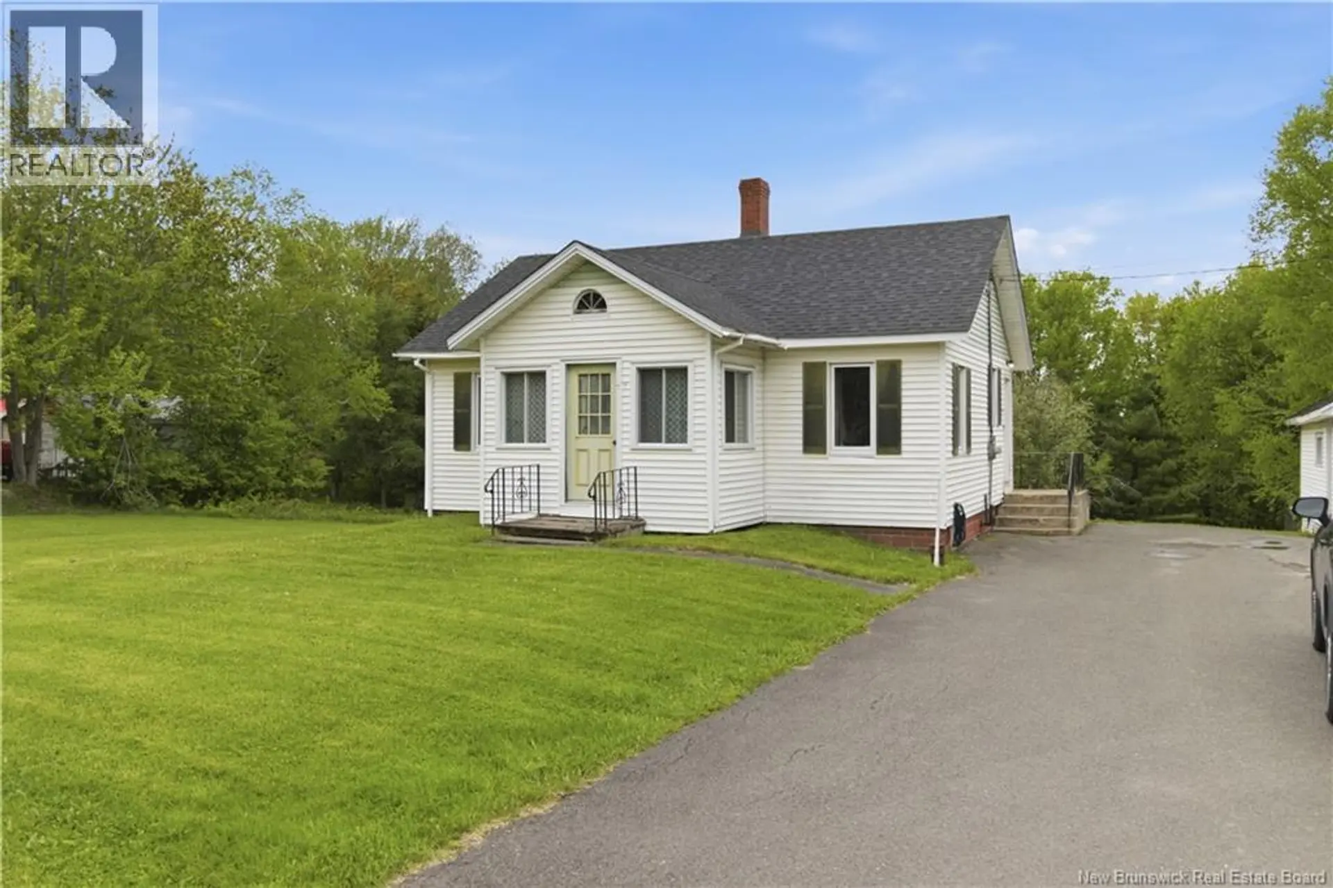 Property at 305 Pleasant Drive, Minto, NB