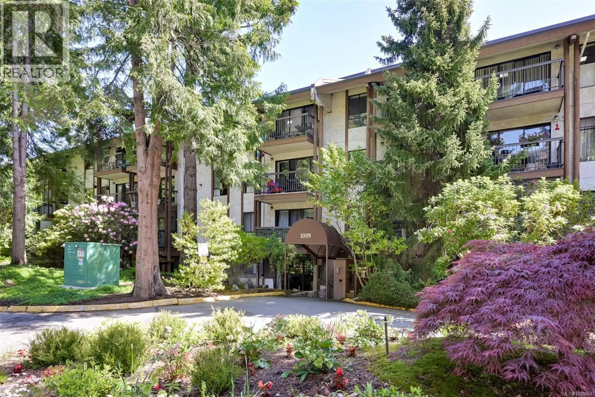 Property at #409 1009 McKenzie Ave, Saanich, BC